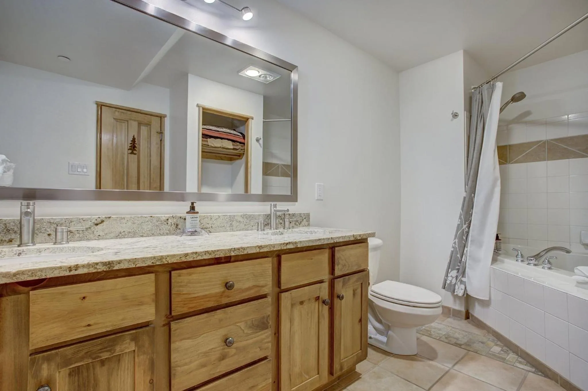 Bathroom in Jackpine & Black Bear Condos by Vail Resorts