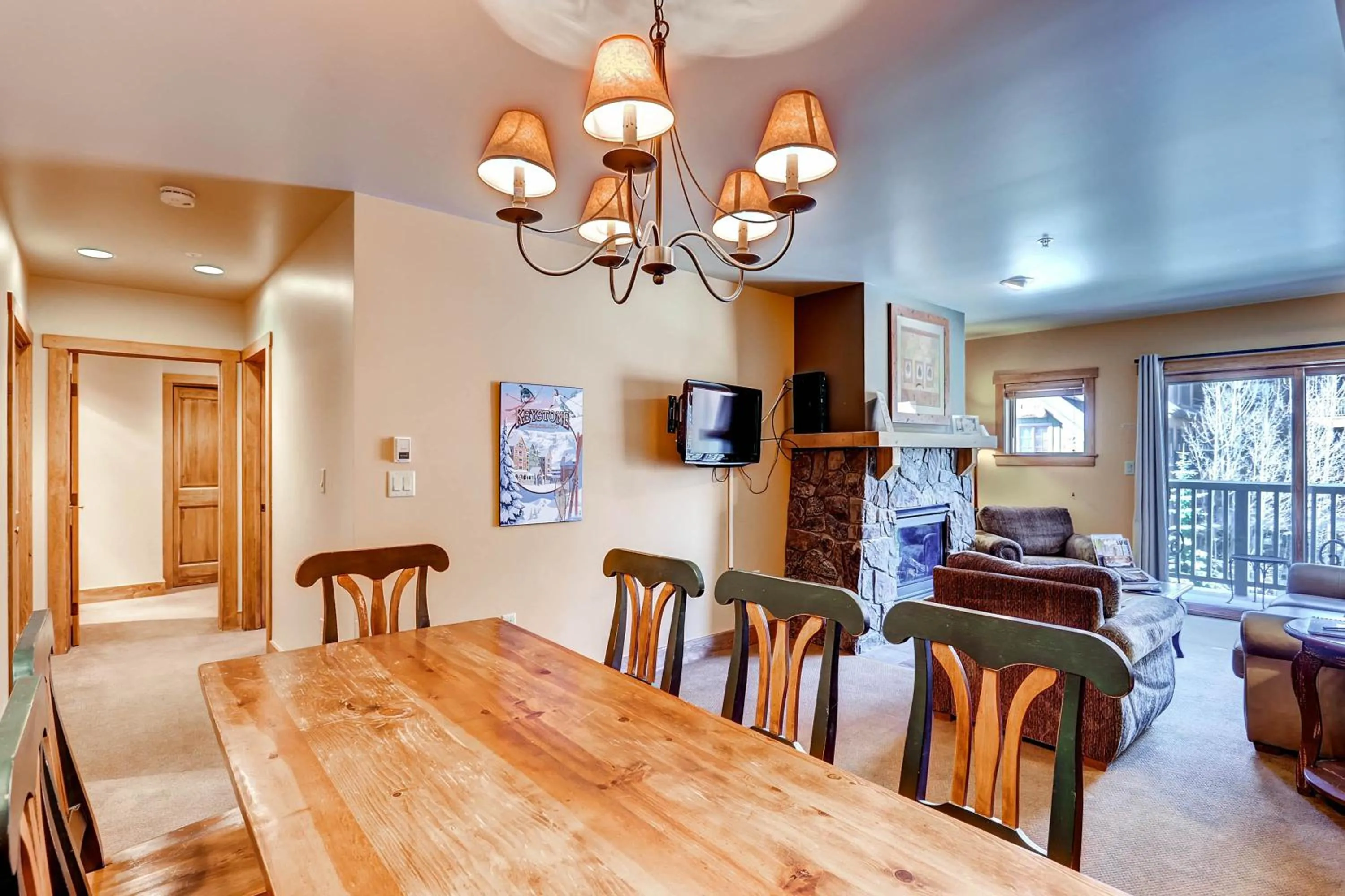 Food and drinks in Red Hawk, A Vail Resorts Property