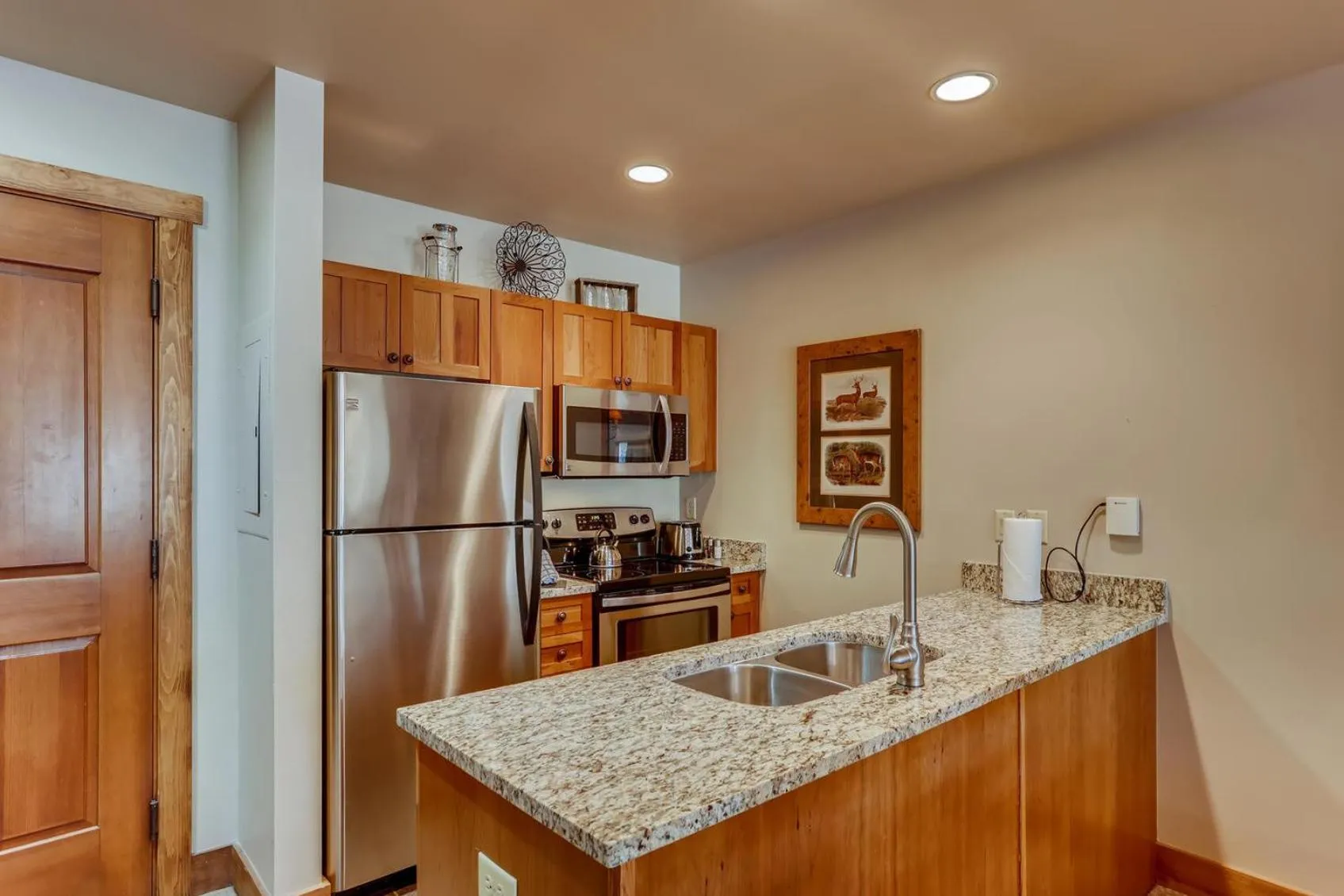 Kitchen or kitchenette in Red Hawk, A Vail Resorts Property
