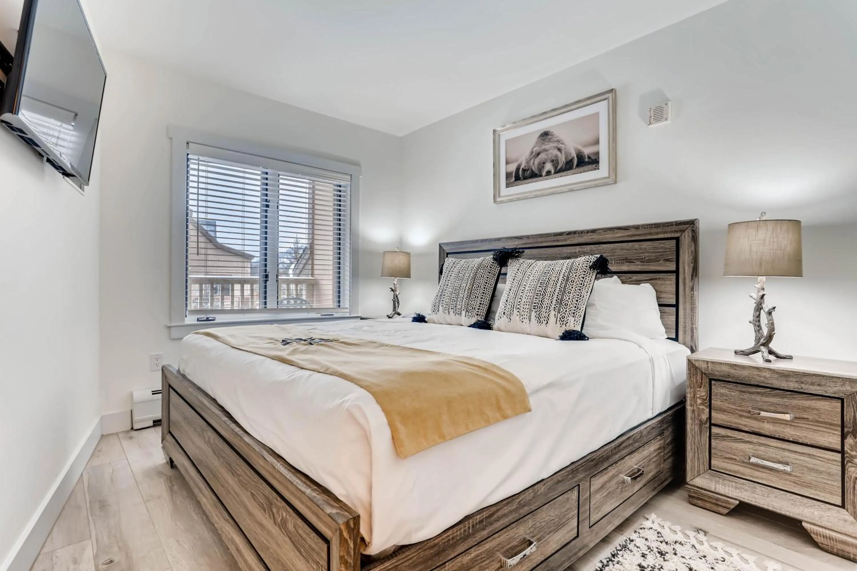 Photo of the whole room, Bed in Red Hawk, A Vail Resorts Property