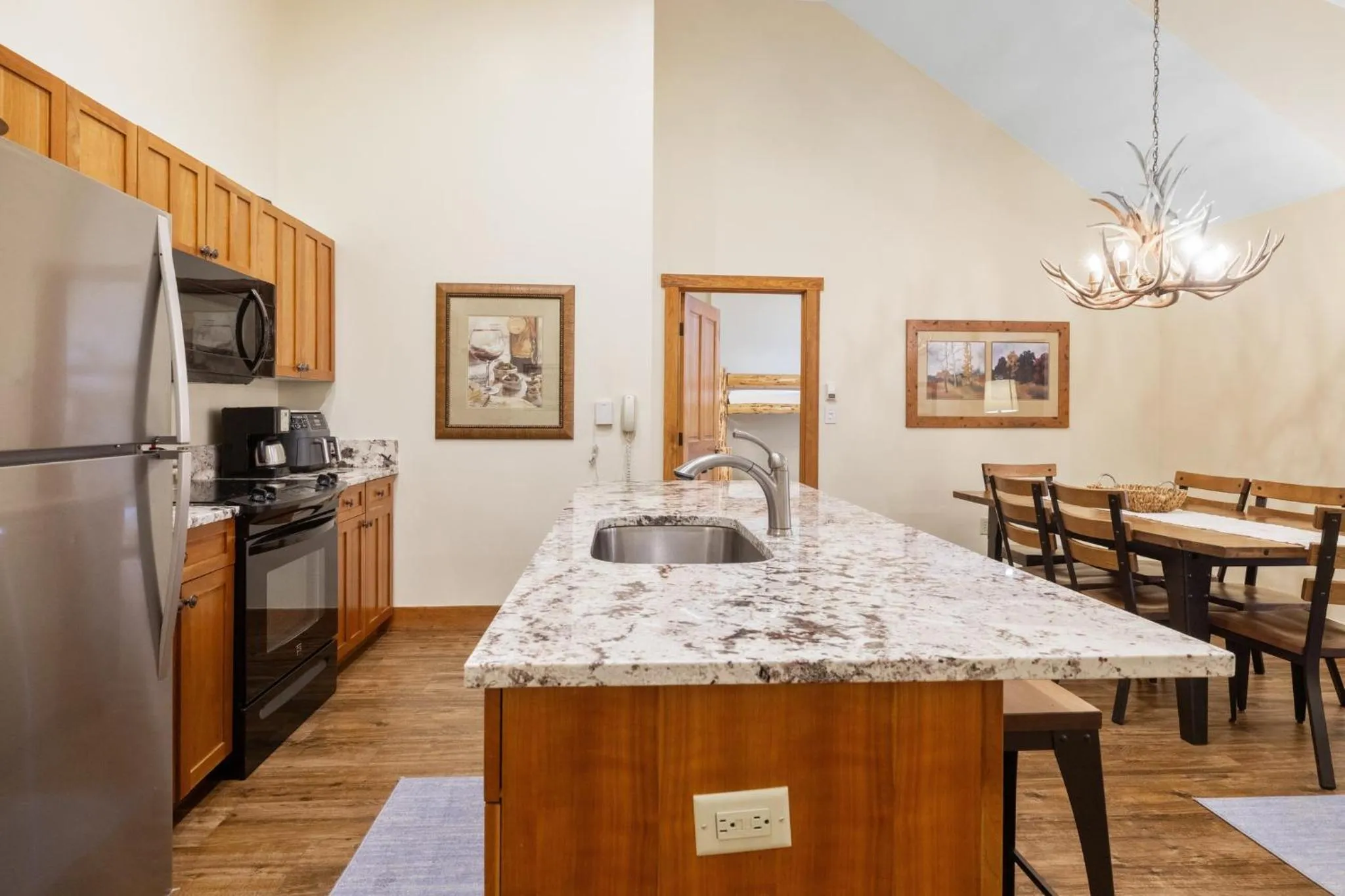 Communal kitchen in Red Hawk, A Vail Resorts Property