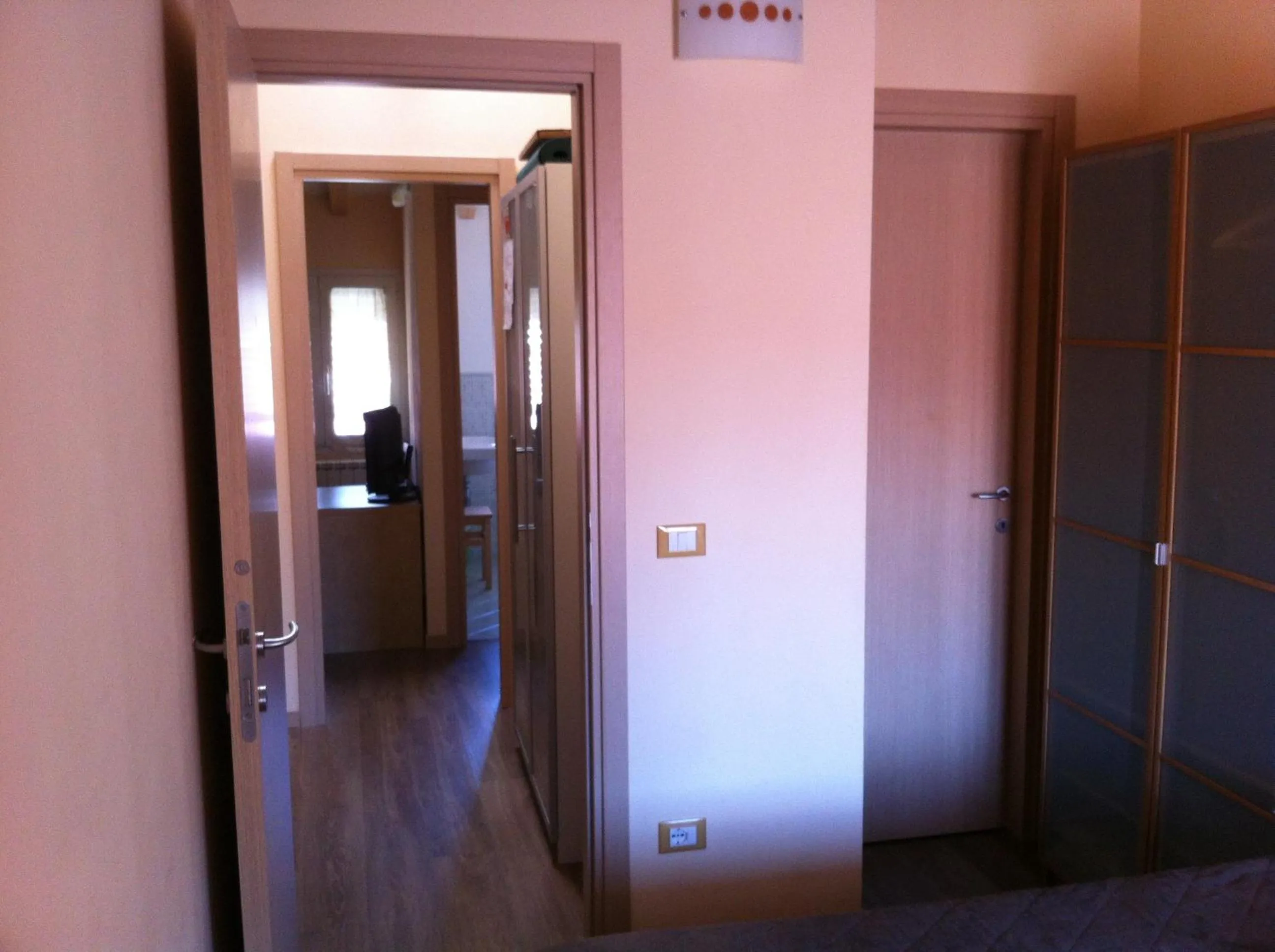 Decorative detail in Burlamacco Gold