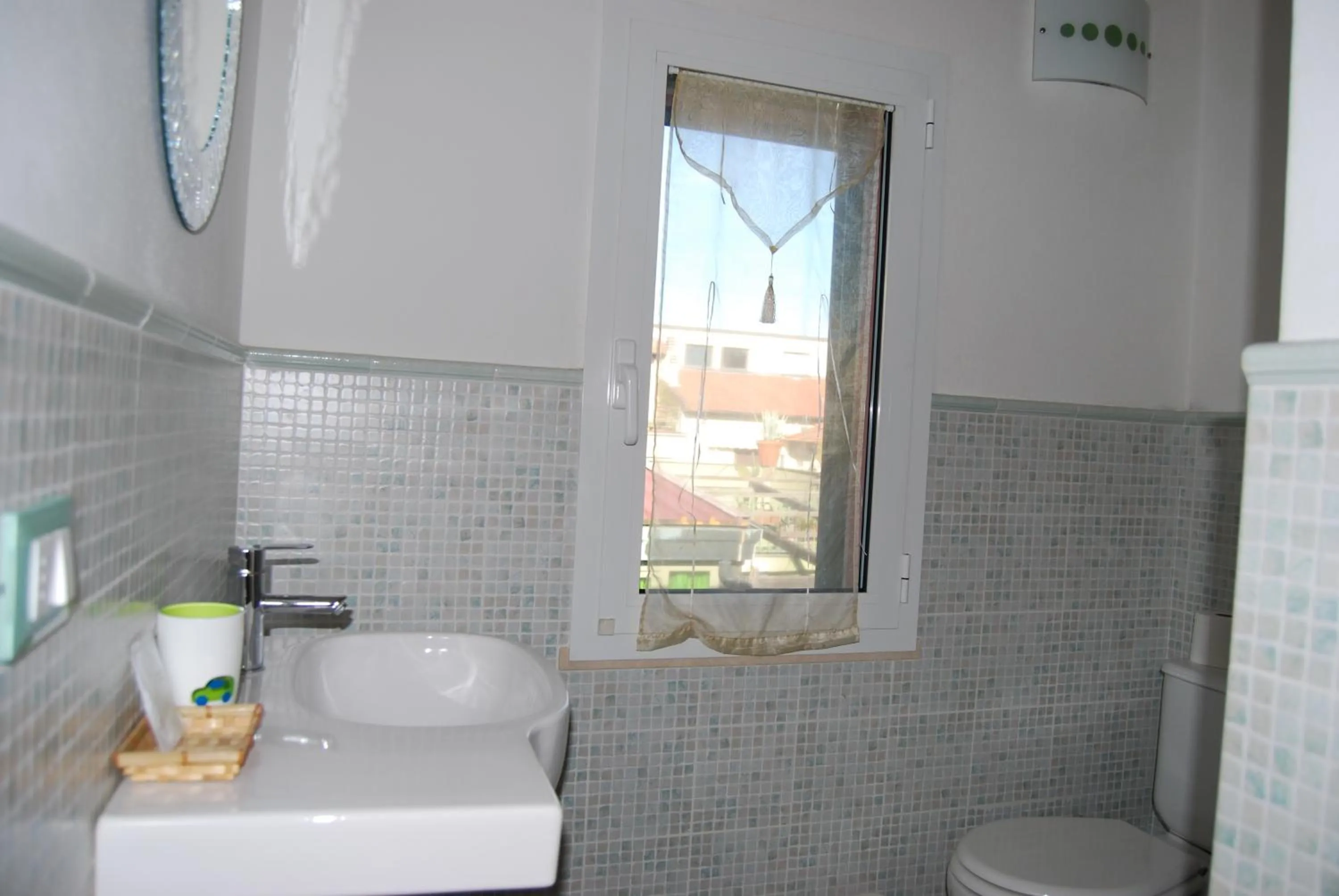 Bathroom in Burlamacco Gold