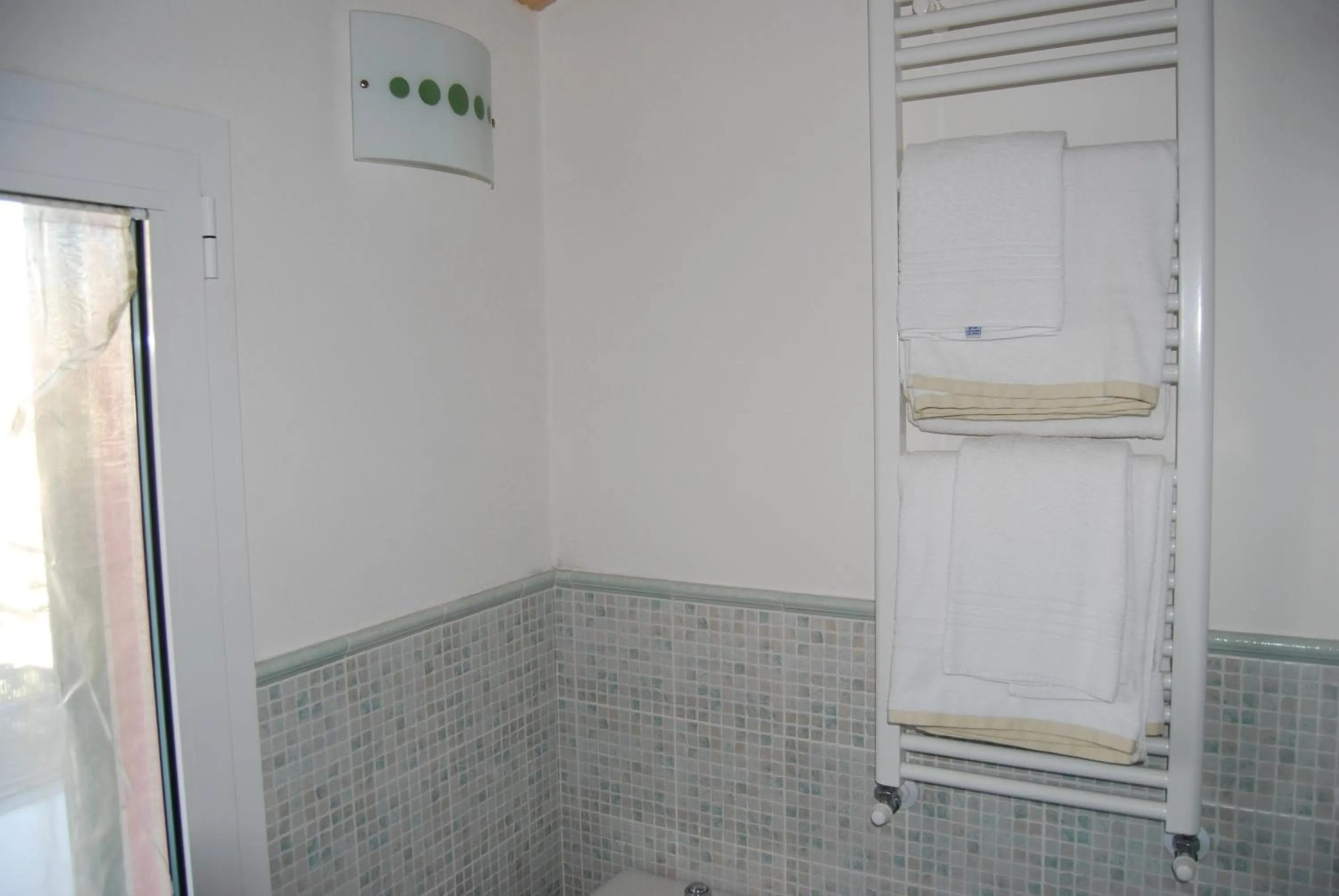 Bathroom in Burlamacco Gold