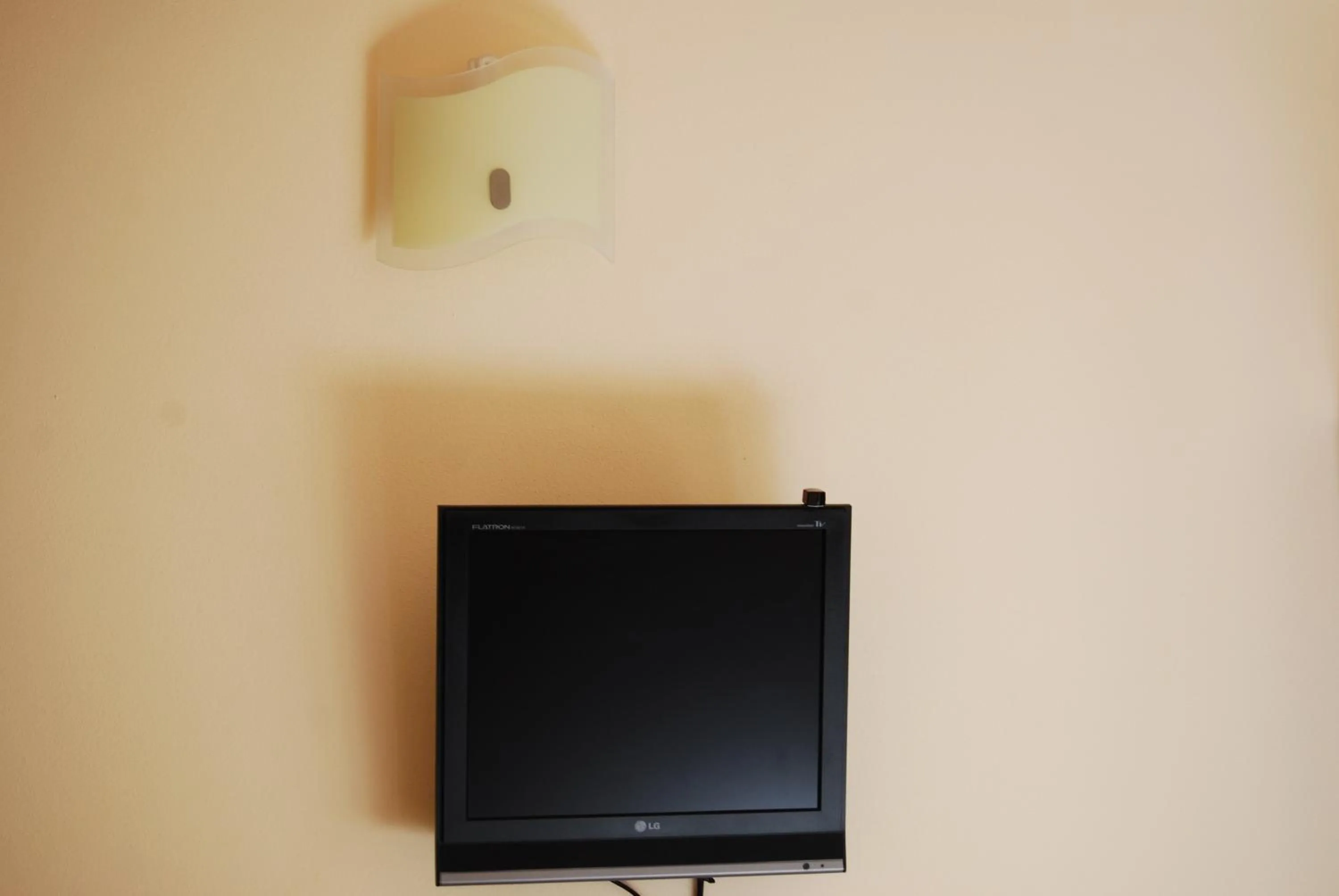 Decorative detail in Burlamacco Gold