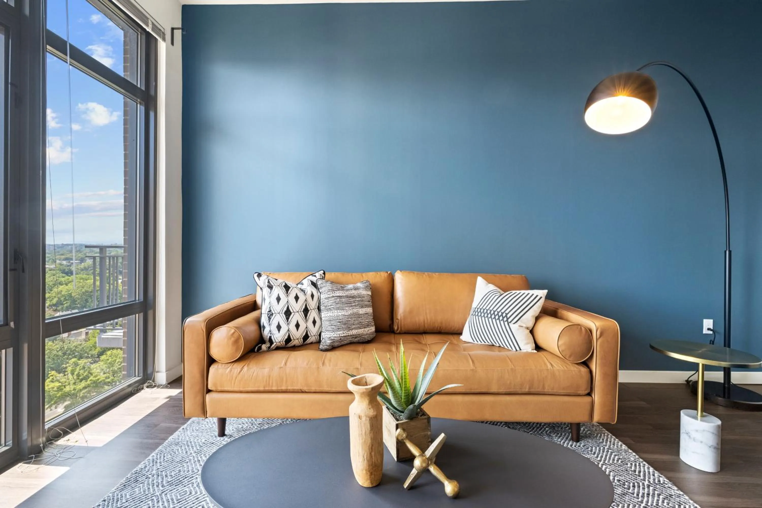 Living room in Placemakr Marymount Ballston