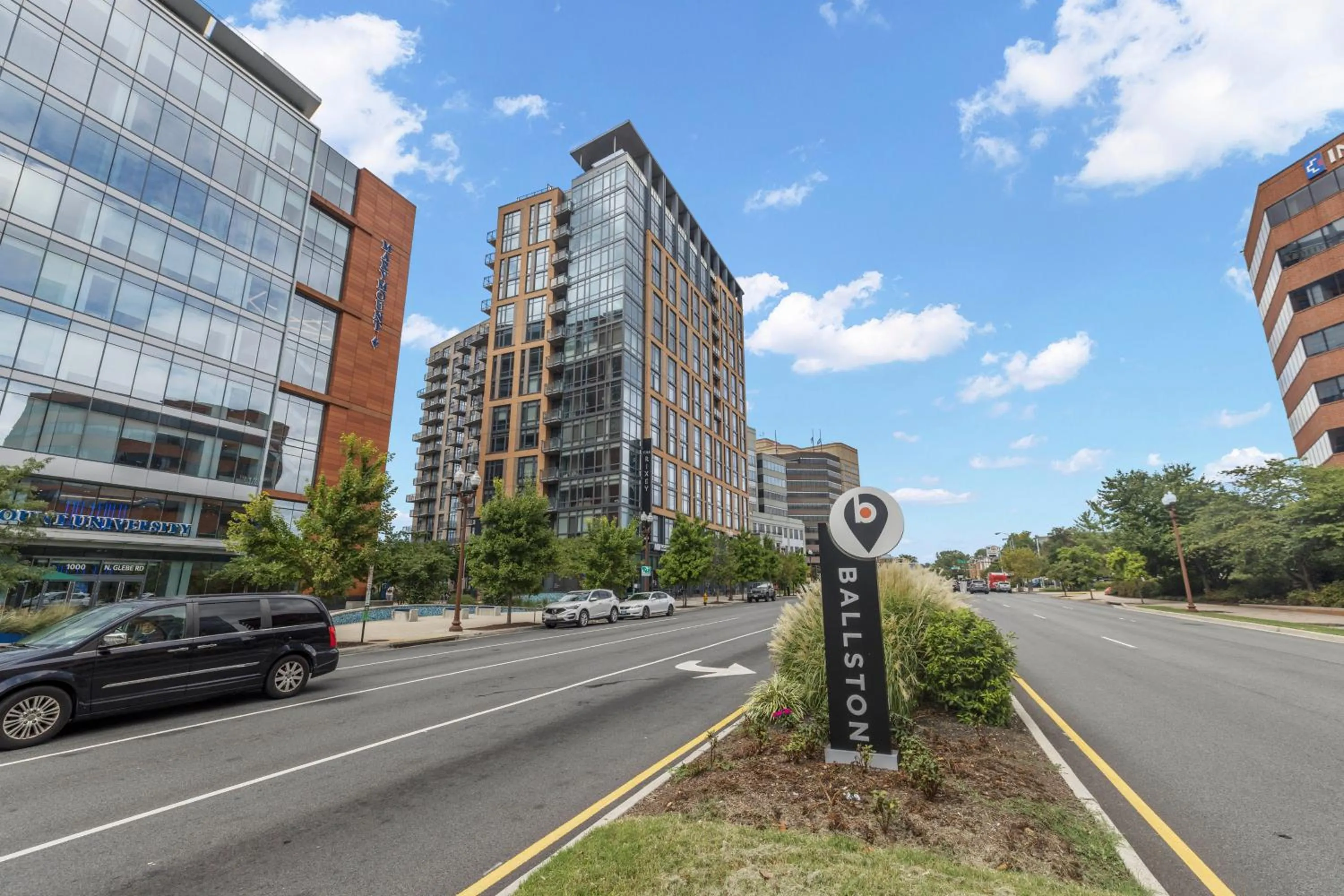 Property building in Placemakr Marymount Ballston