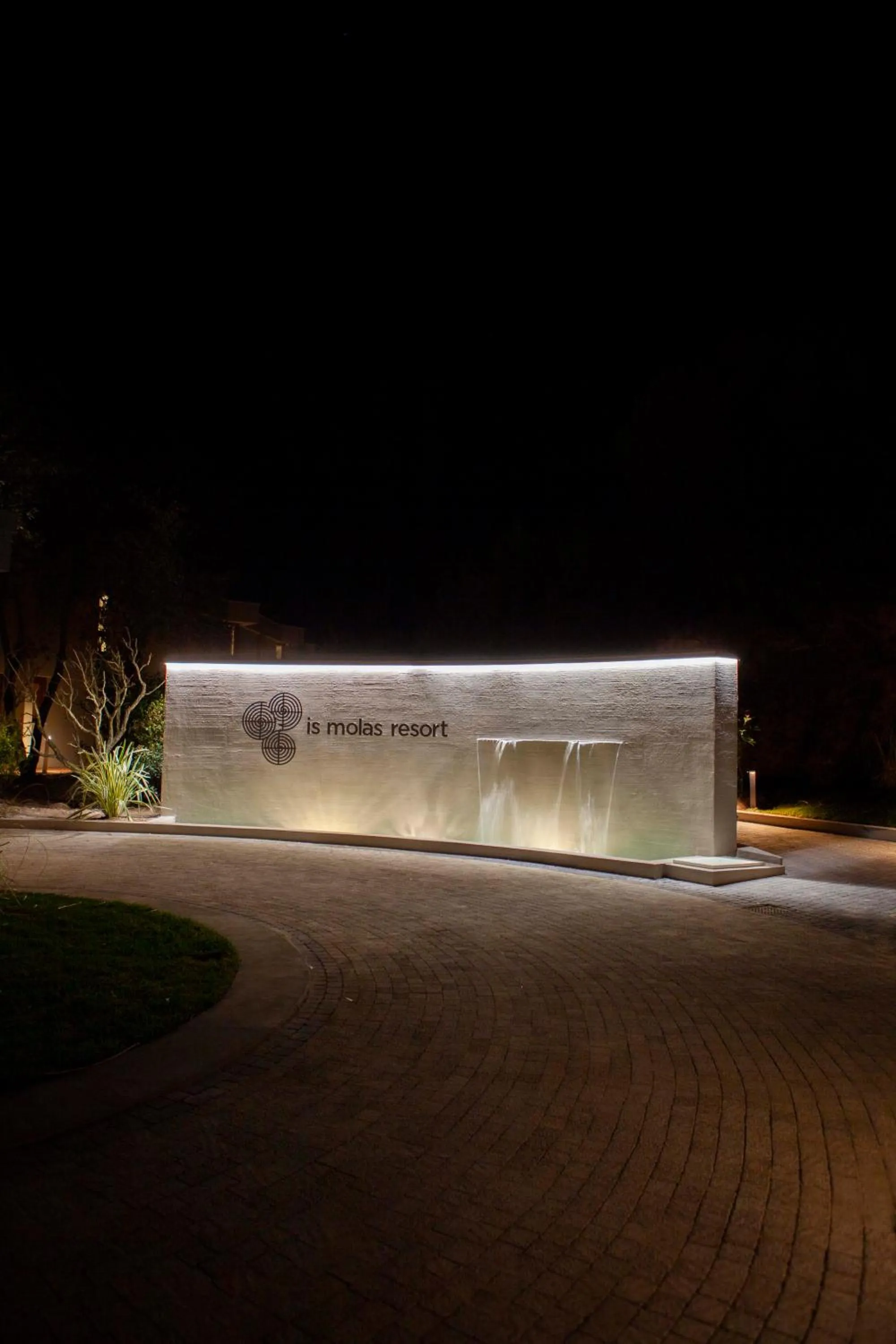 Facade/entrance in Is Molas Resort