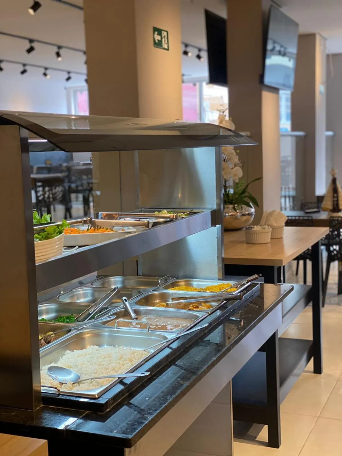 Food in HOTEL CONSAGRADO