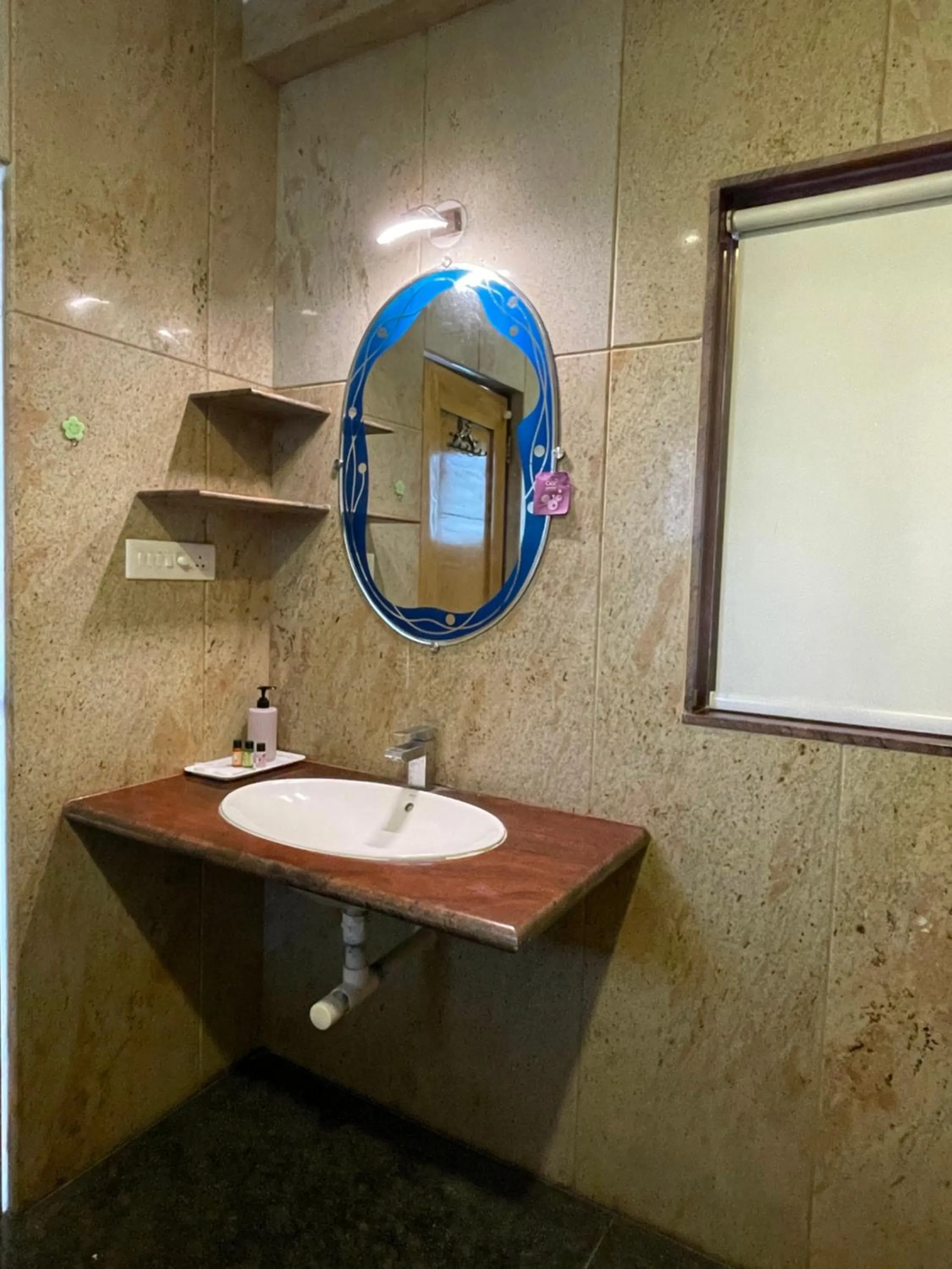 Bathroom in SPARV Aulakhs Resort