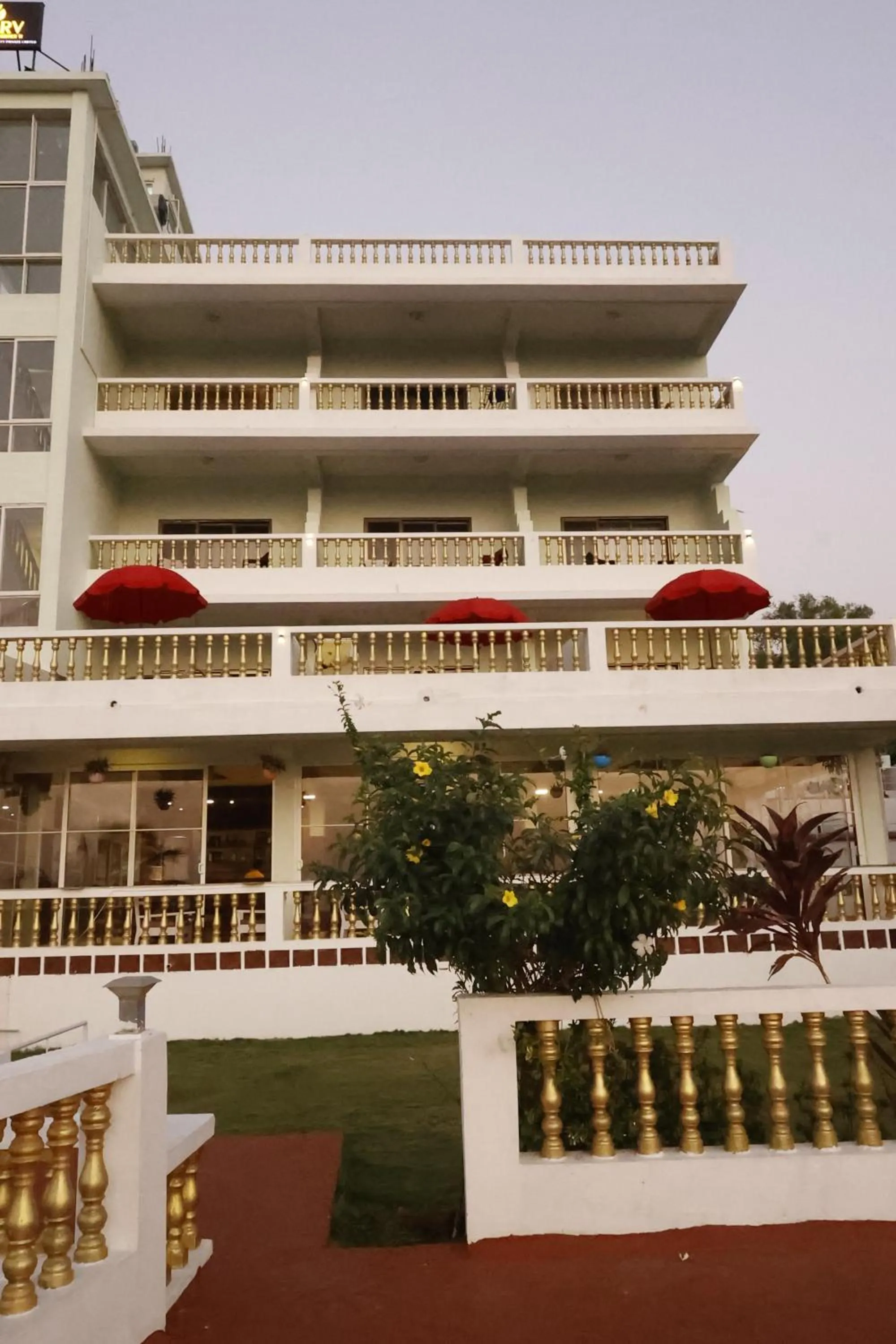 Facade/entrance in SPARV Aulakhs Resort