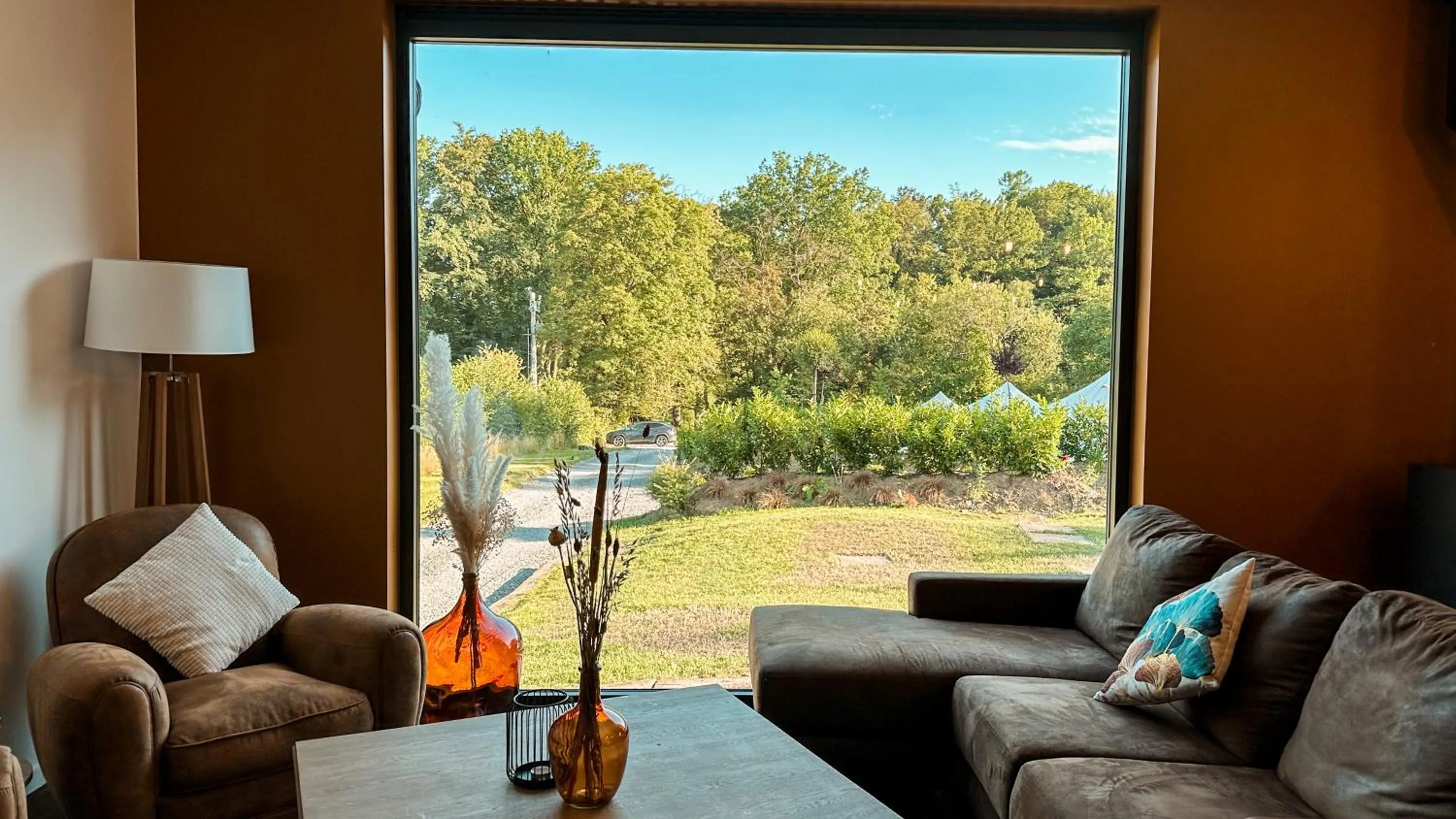 Garden view in Le Domaine de Bra