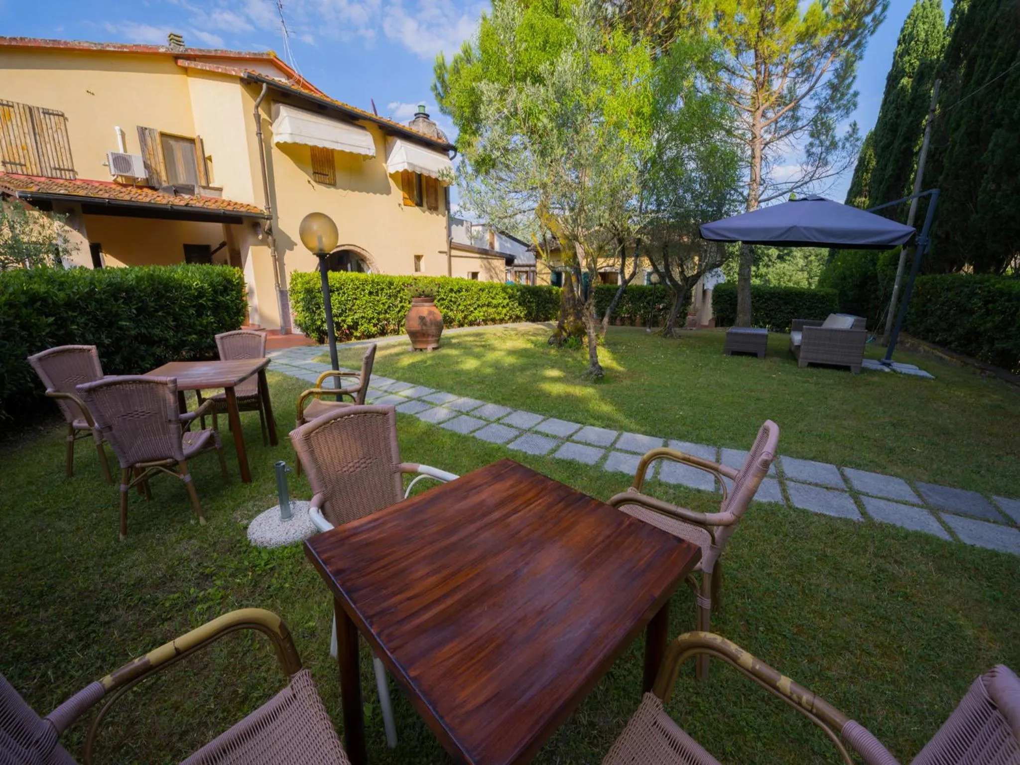 Property building in Cascina De' Fagiolari