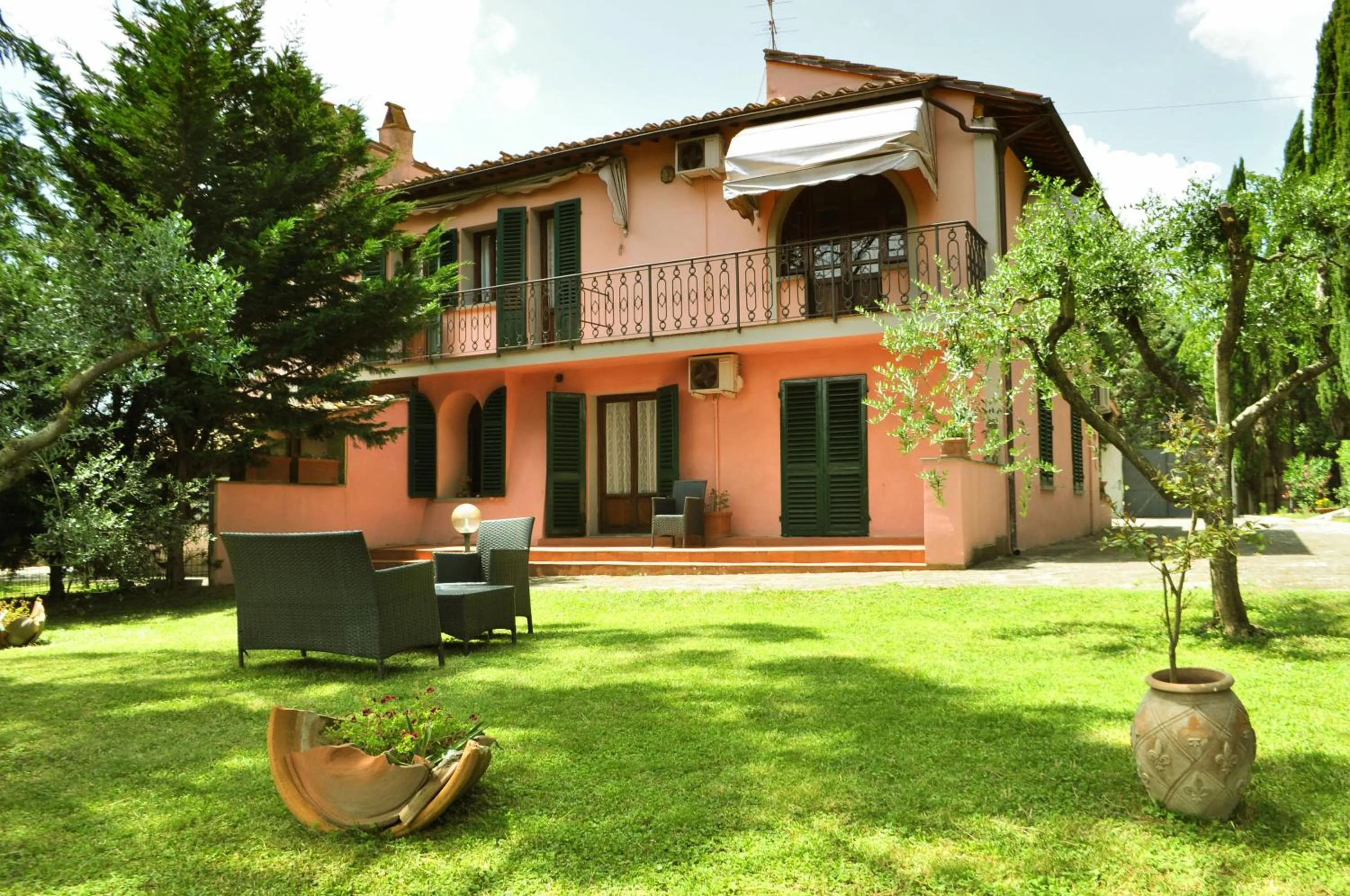 Facade/entrance in Cascina De' Fagiolari