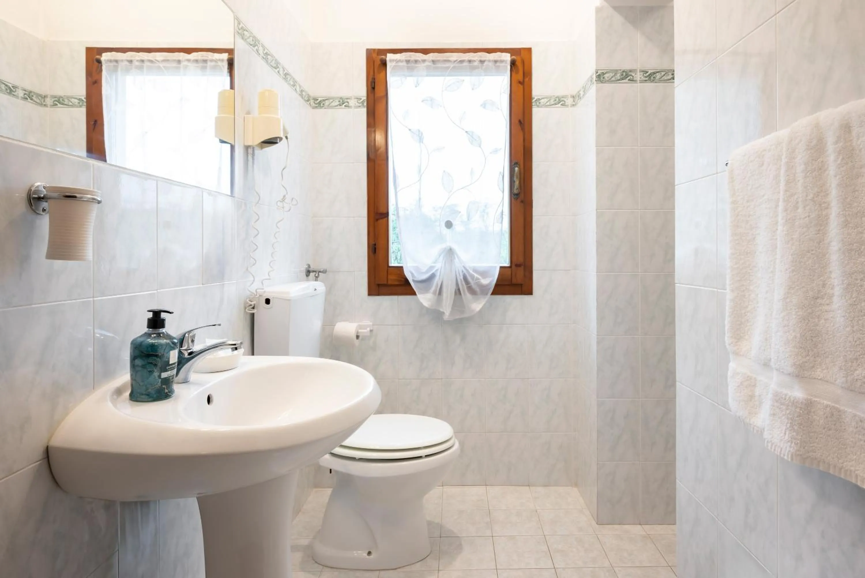 Shower in Cascina De' Fagiolari