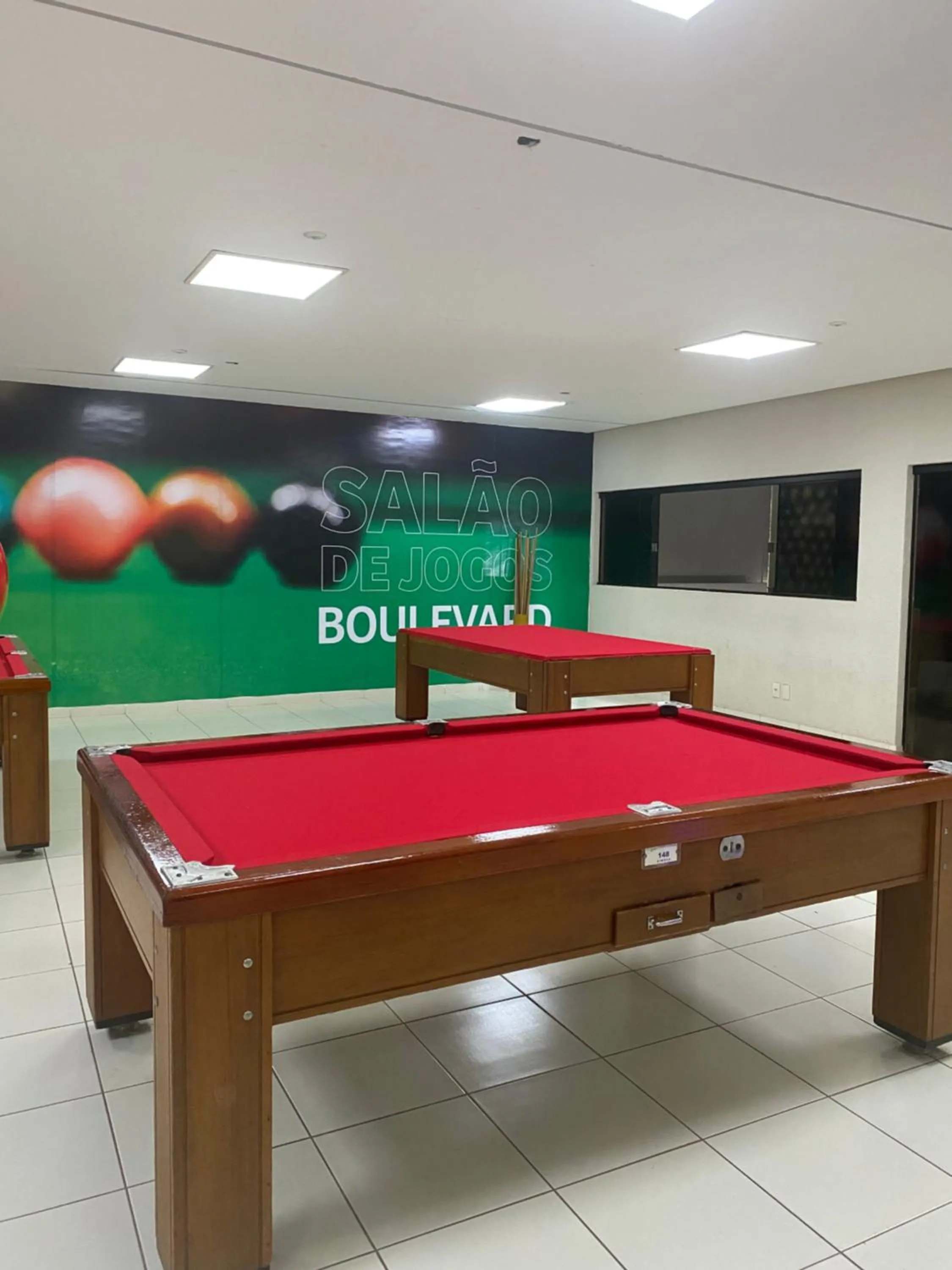 Game Room in Prive Boulevard Suite Hotel