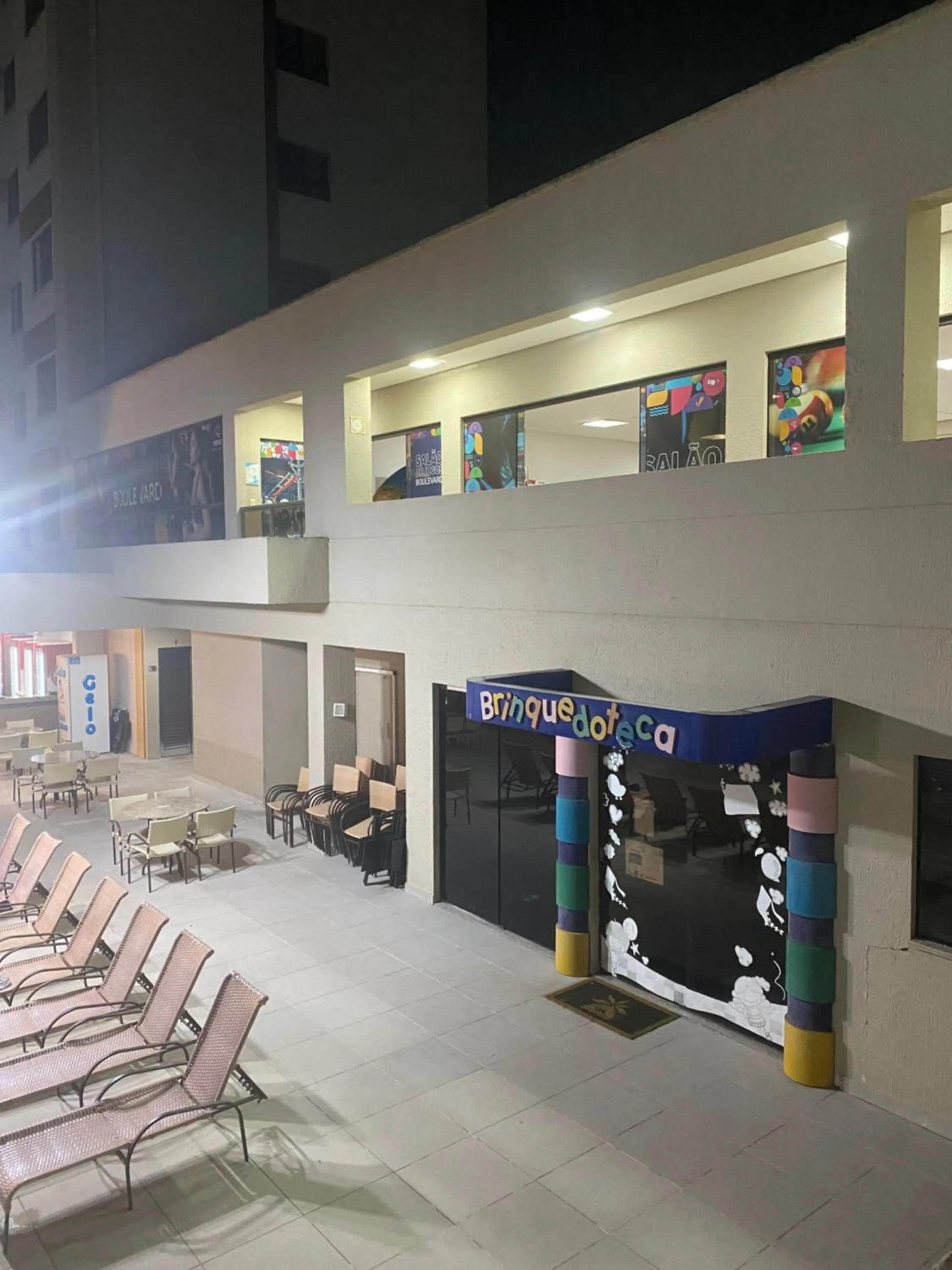 Game Room in Prive Boulevard Suite Hotel