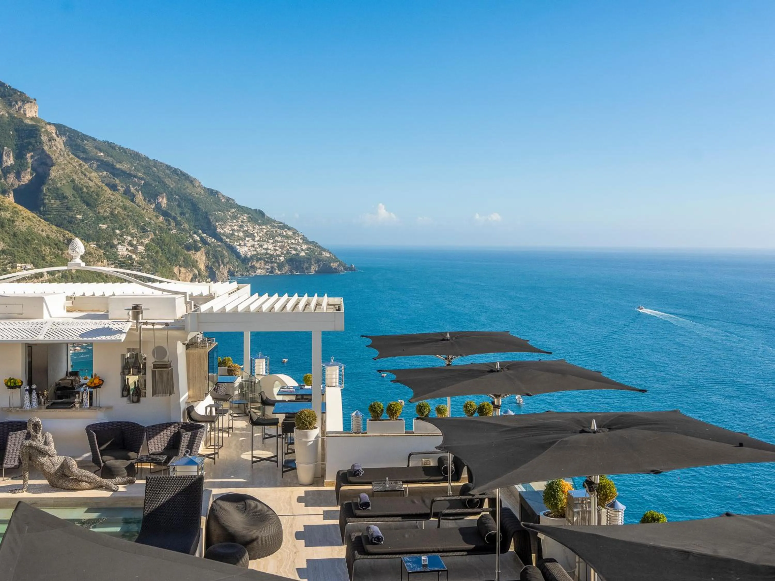 Restaurant/places to eat in Hotel Villa Franca