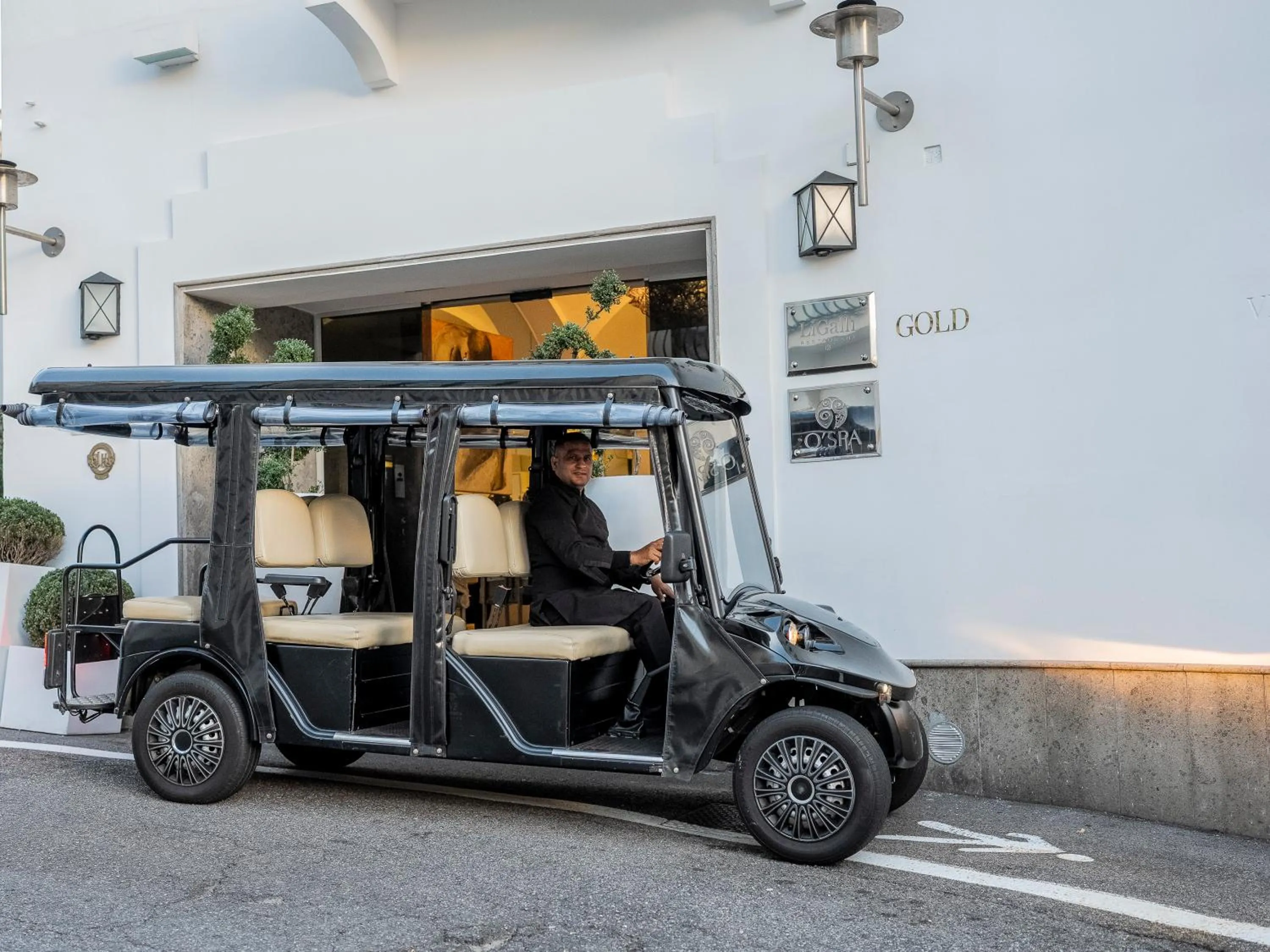 shuttle in Hotel Villa Franca