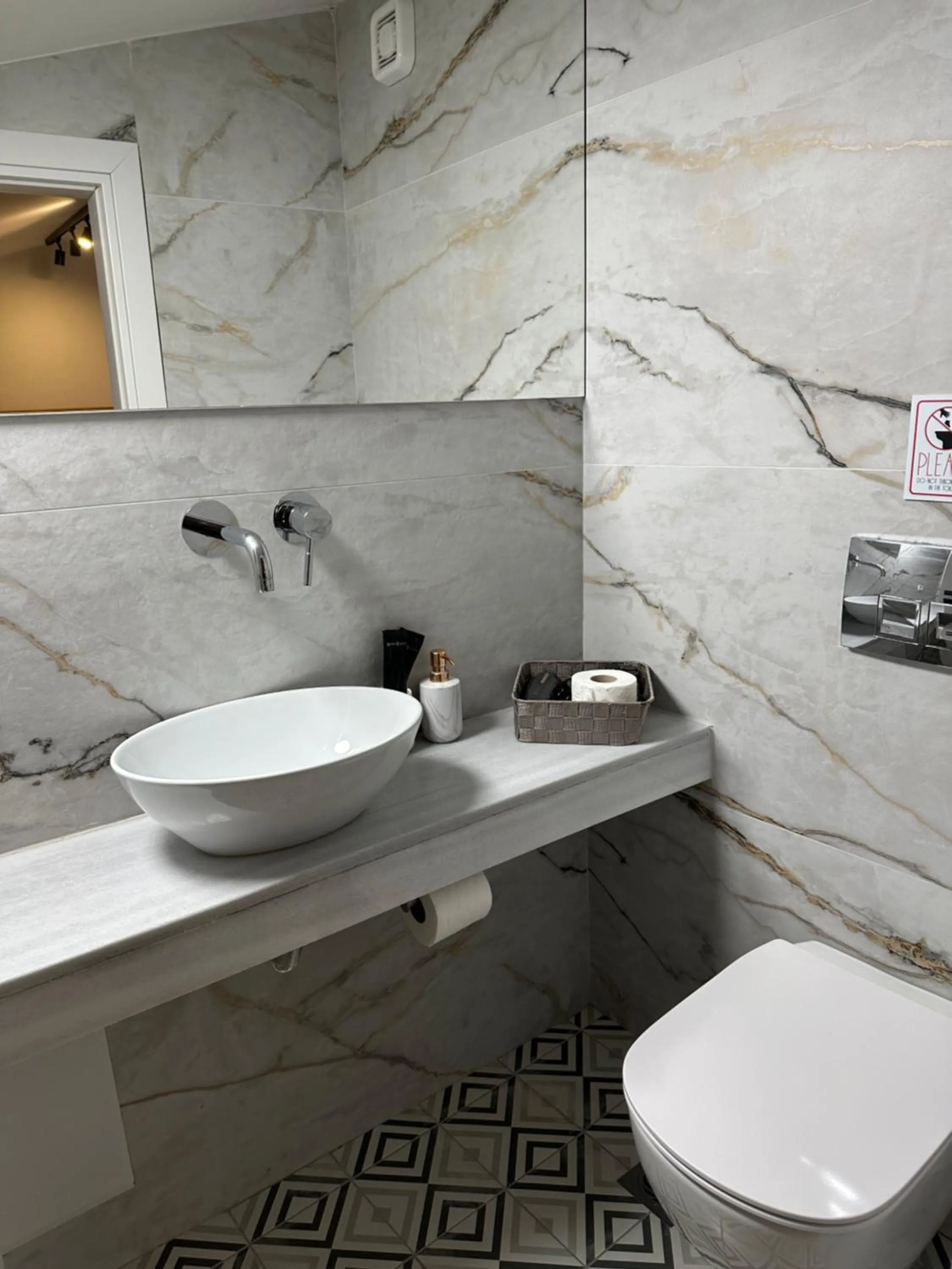 Bathroom in Belle Athenes - Luxury Rooms at Monastiraki Railway Station