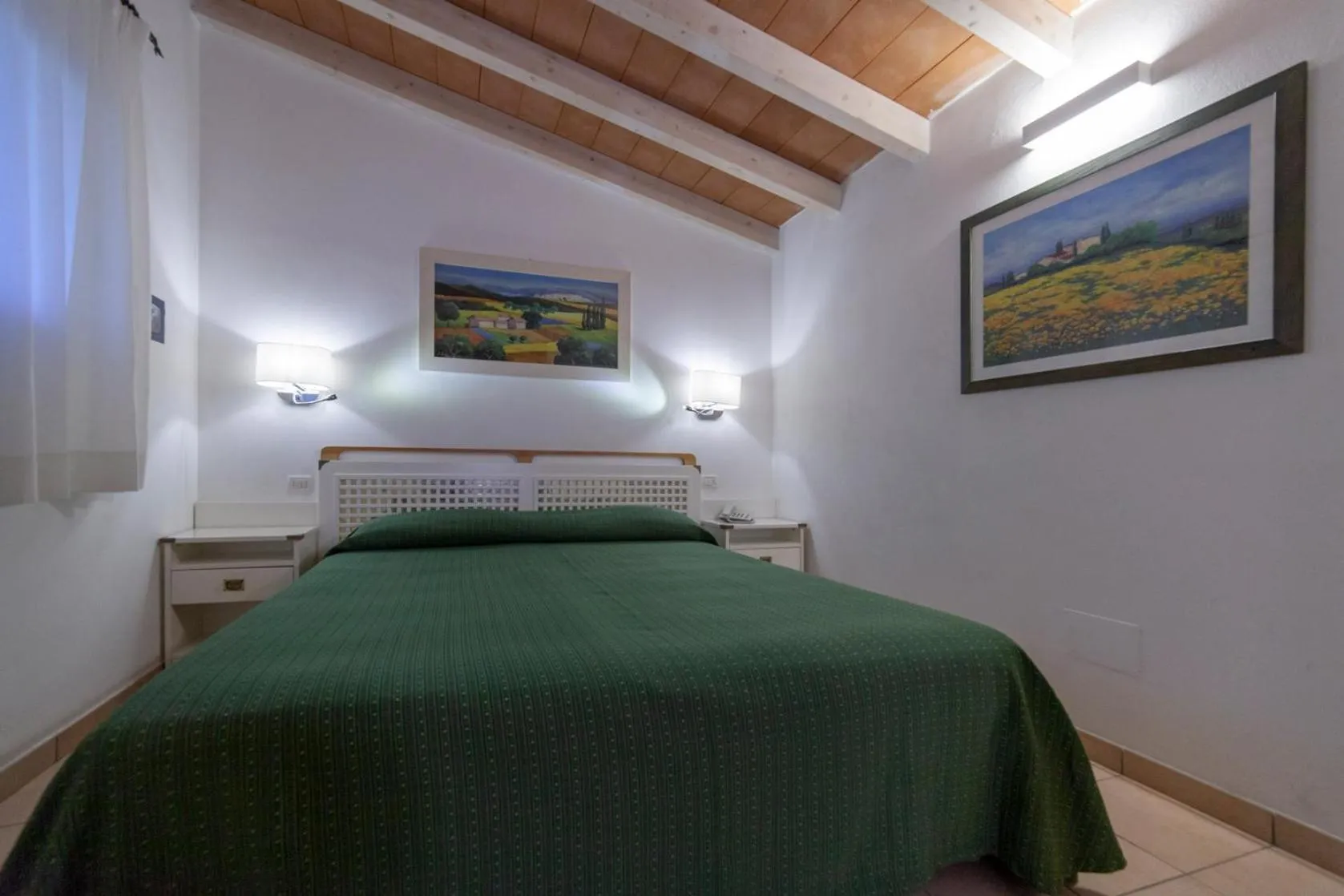 Patio, Bed in Hotel Valle Verde