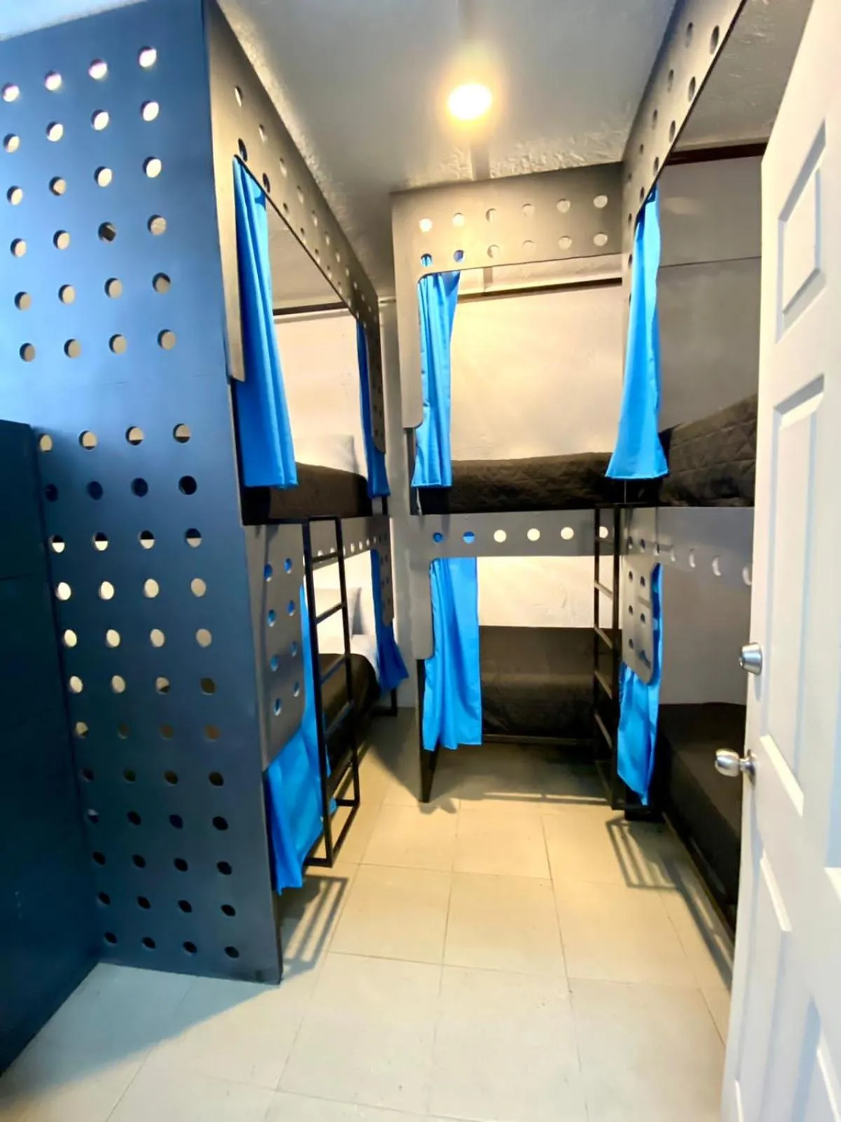 bunk bed in ROOMIES HOSTEL Parque México