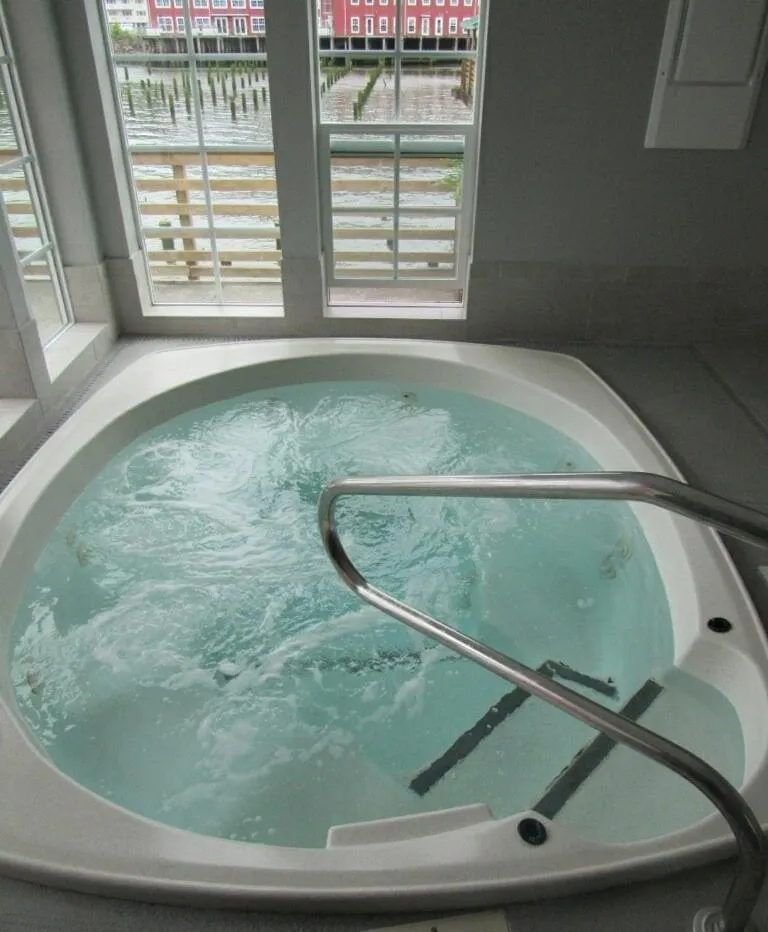 Hot Tub in Cannery Pier Hotel & Spa