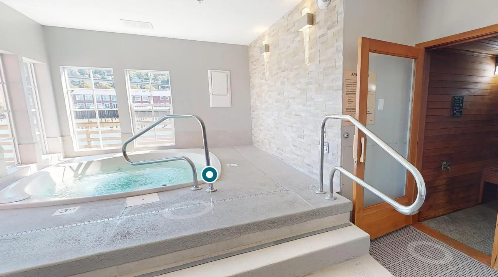 Hot Tub in Cannery Pier Hotel & Spa