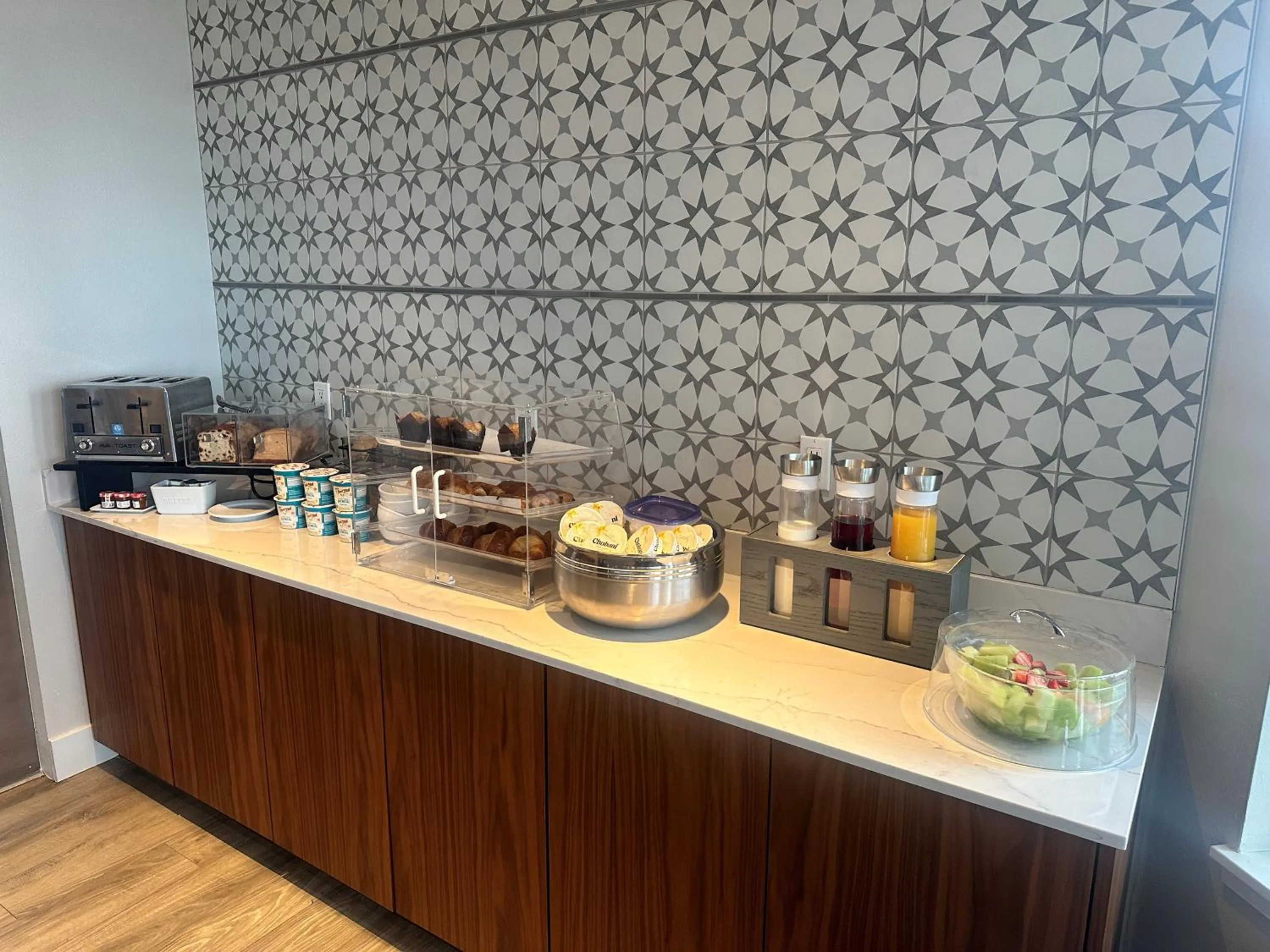 Breakfast in Cannery Pier Hotel & Spa