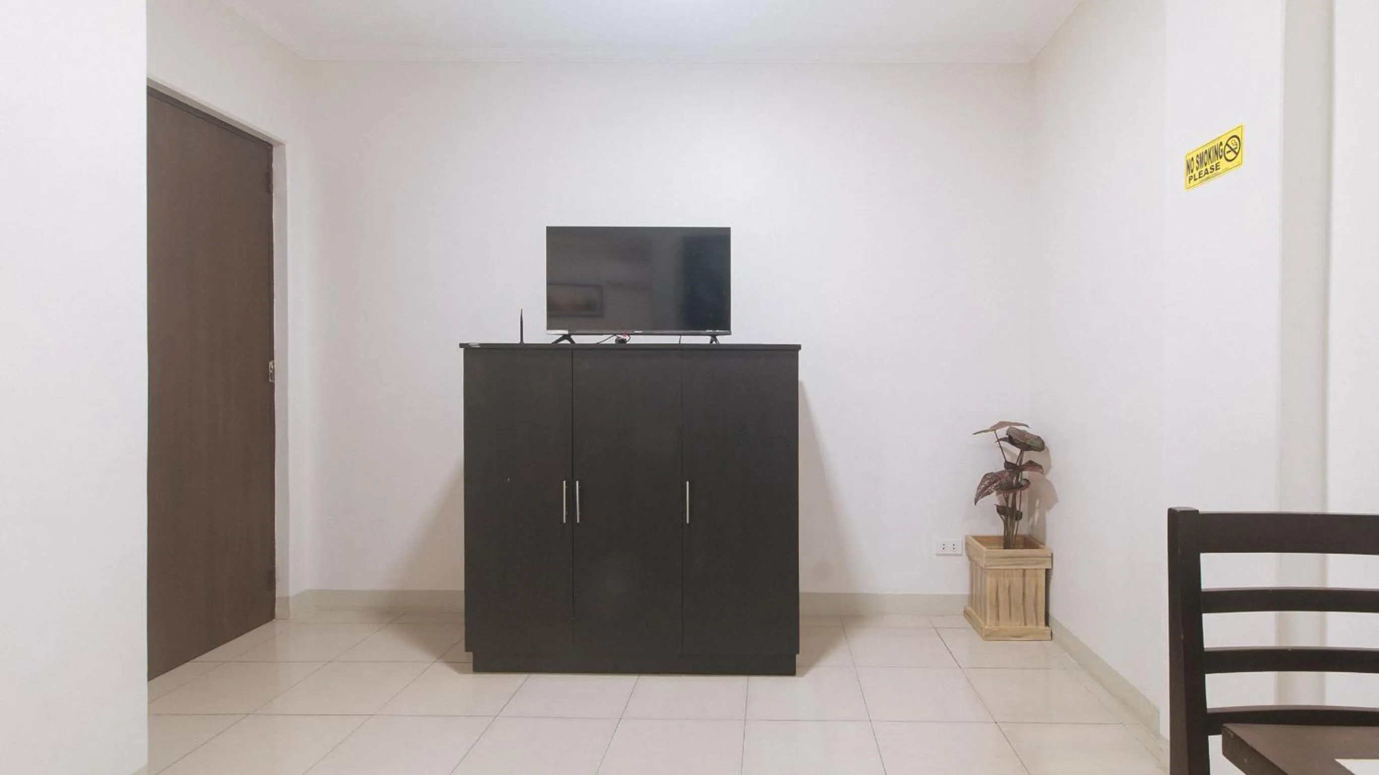 TV and multimedia in UrbanView at Evangelista Street Makati