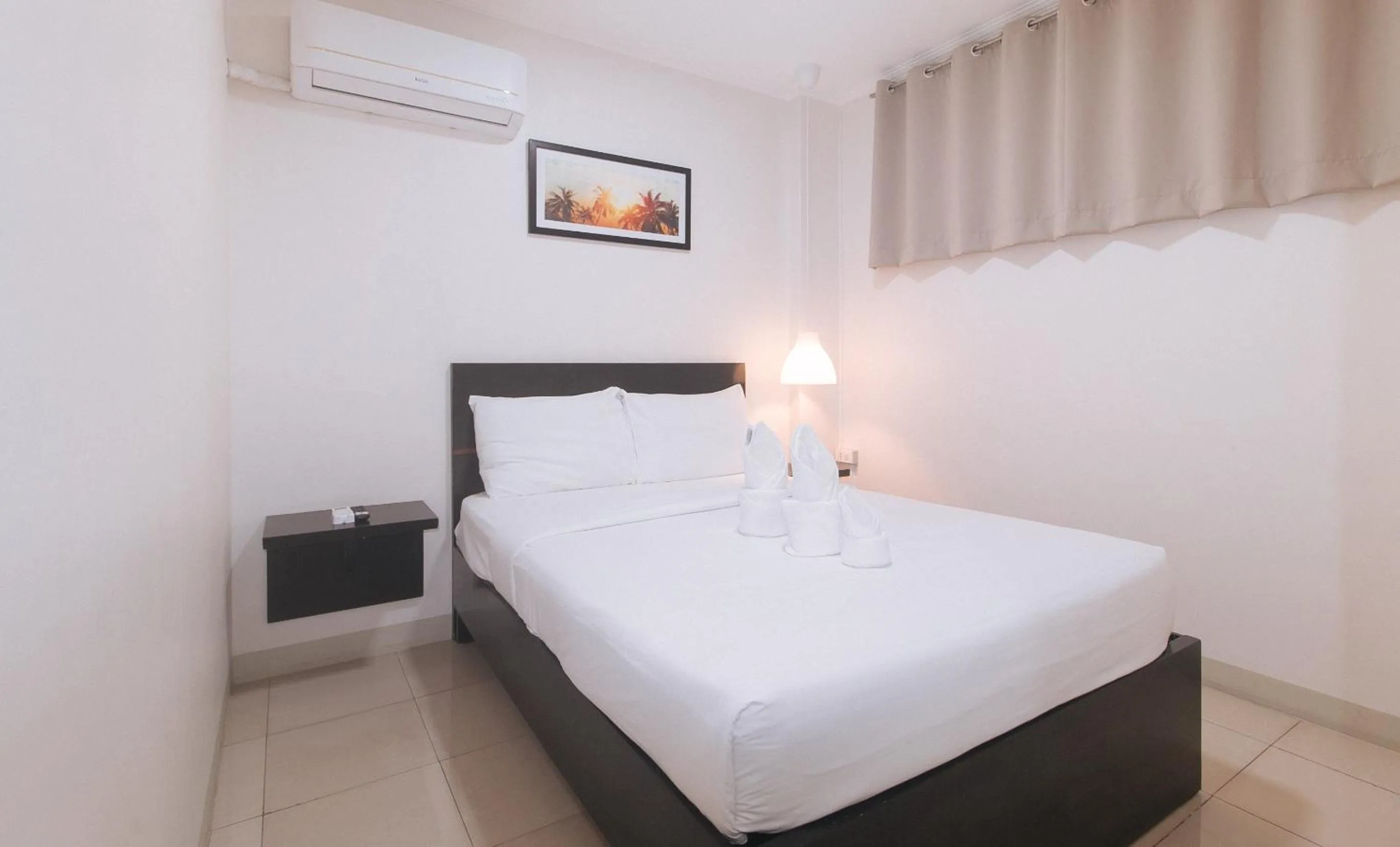 Bed in UrbanView at Evangelista Street Makati