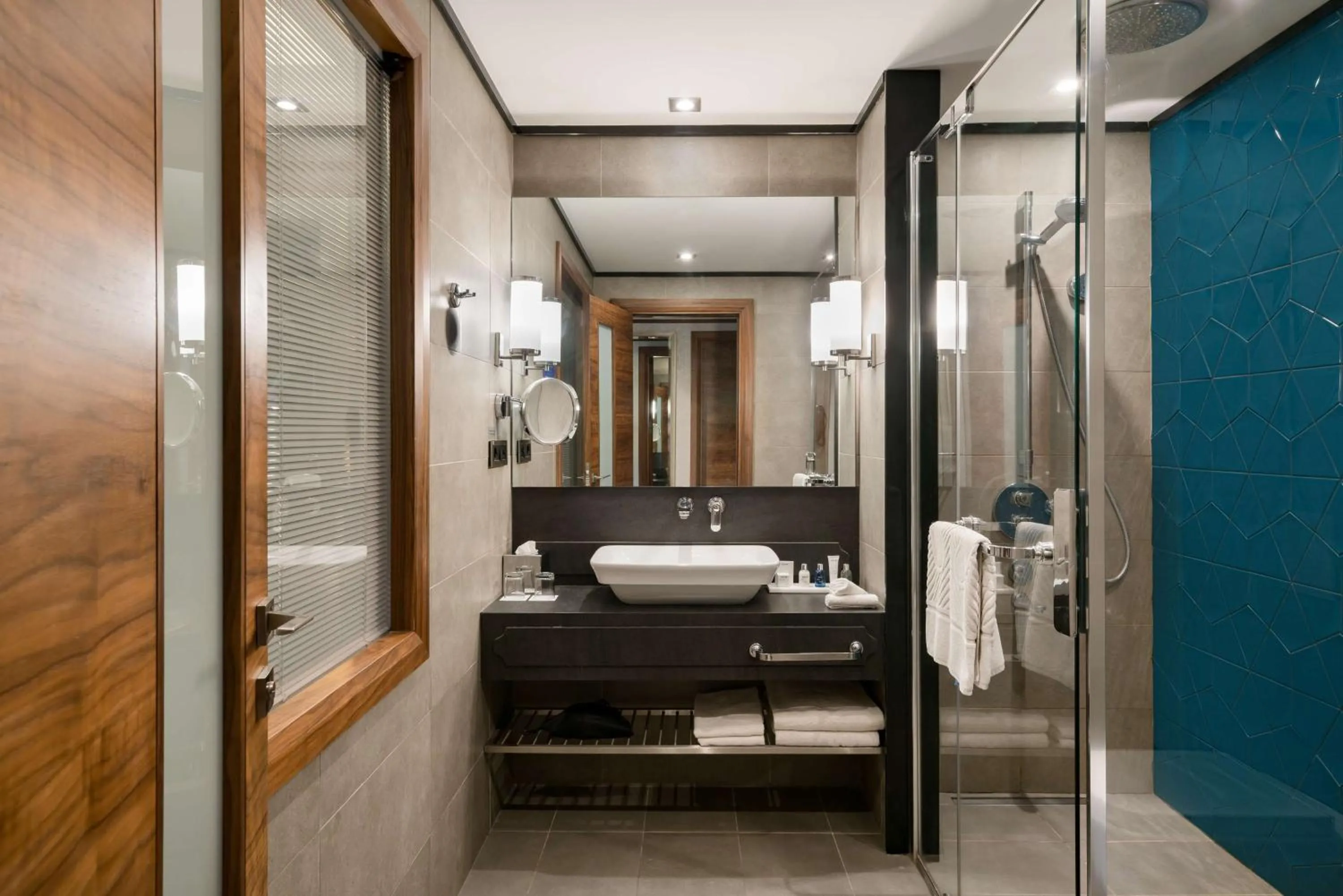 Bathroom in Radisson Blu Bosphorus Hotel