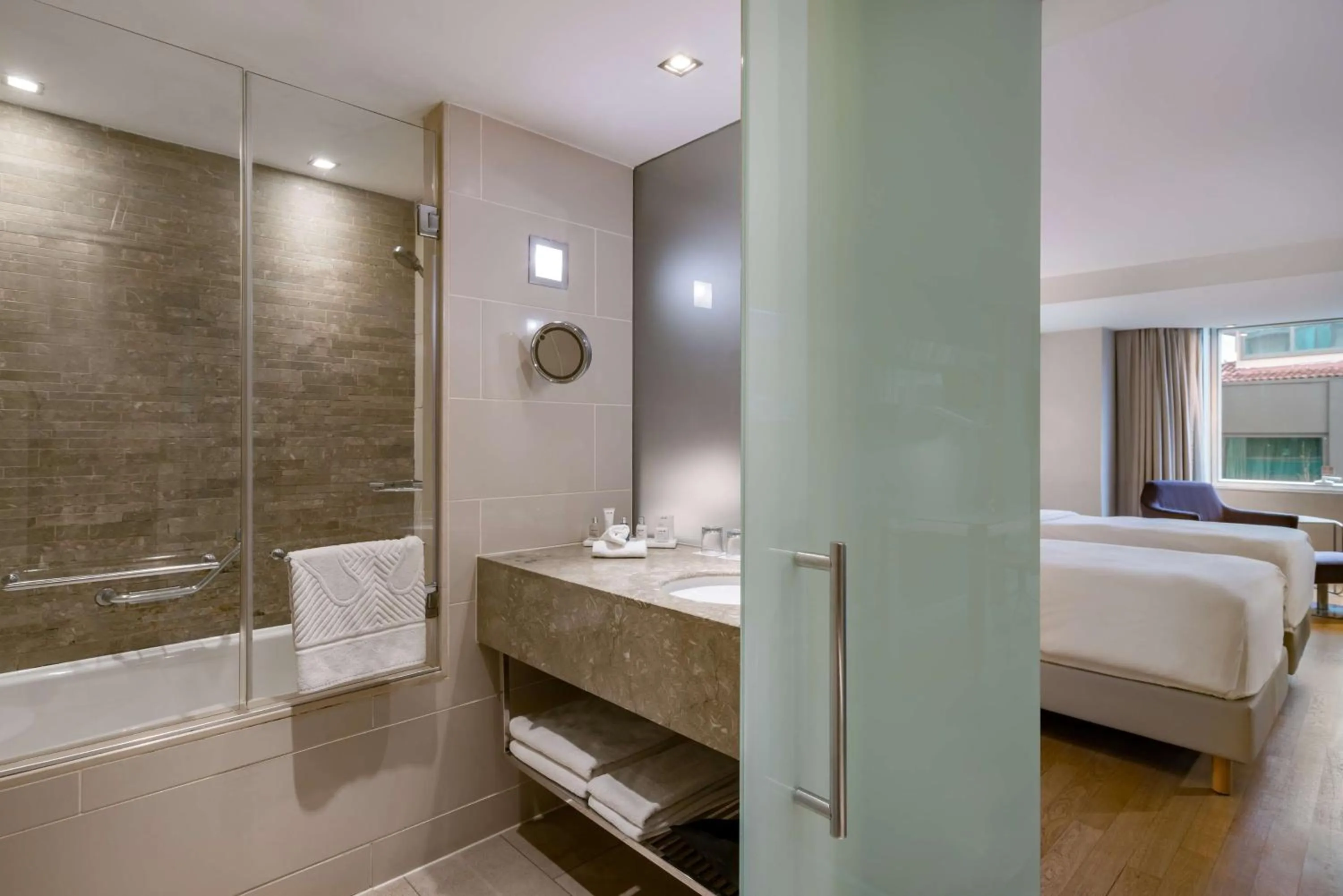 Bathroom, Bed in Radisson Blu Bosphorus Hotel
