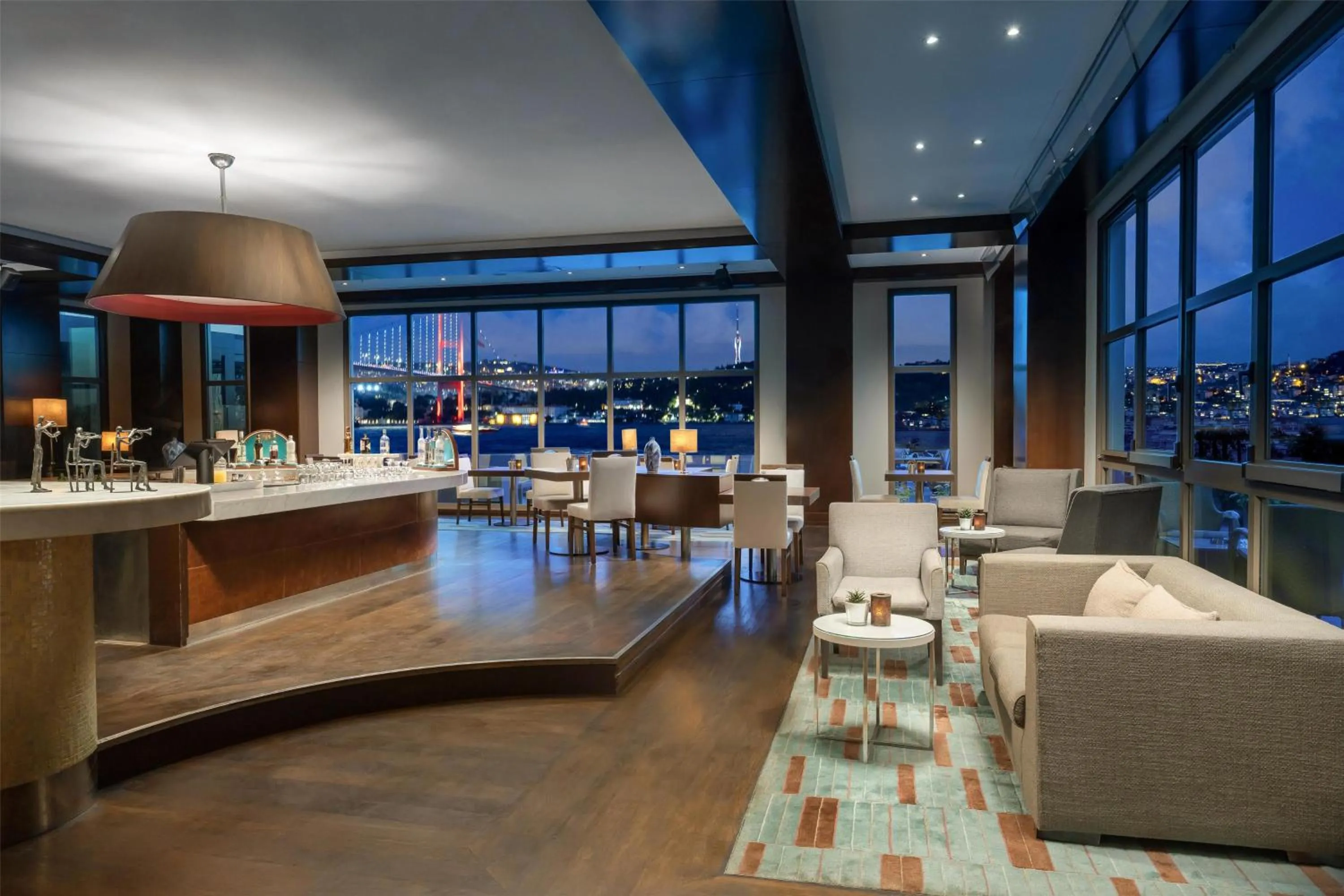 Lounge or bar in Radisson Blu Bosphorus Hotel