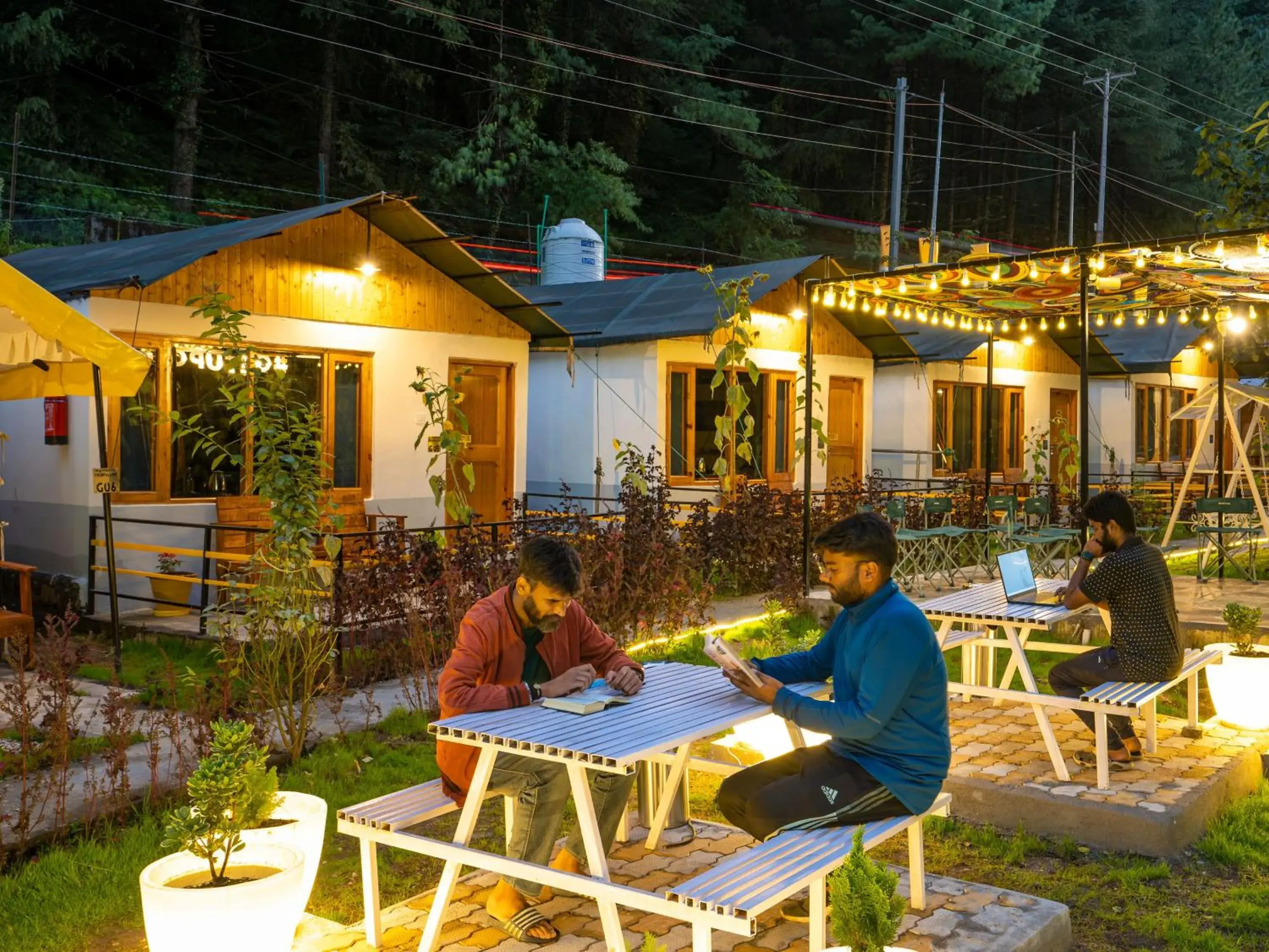 Seating area in The Hosteller Kasol, Riverside Seating area in The Hosteller Kasol, Riverside
