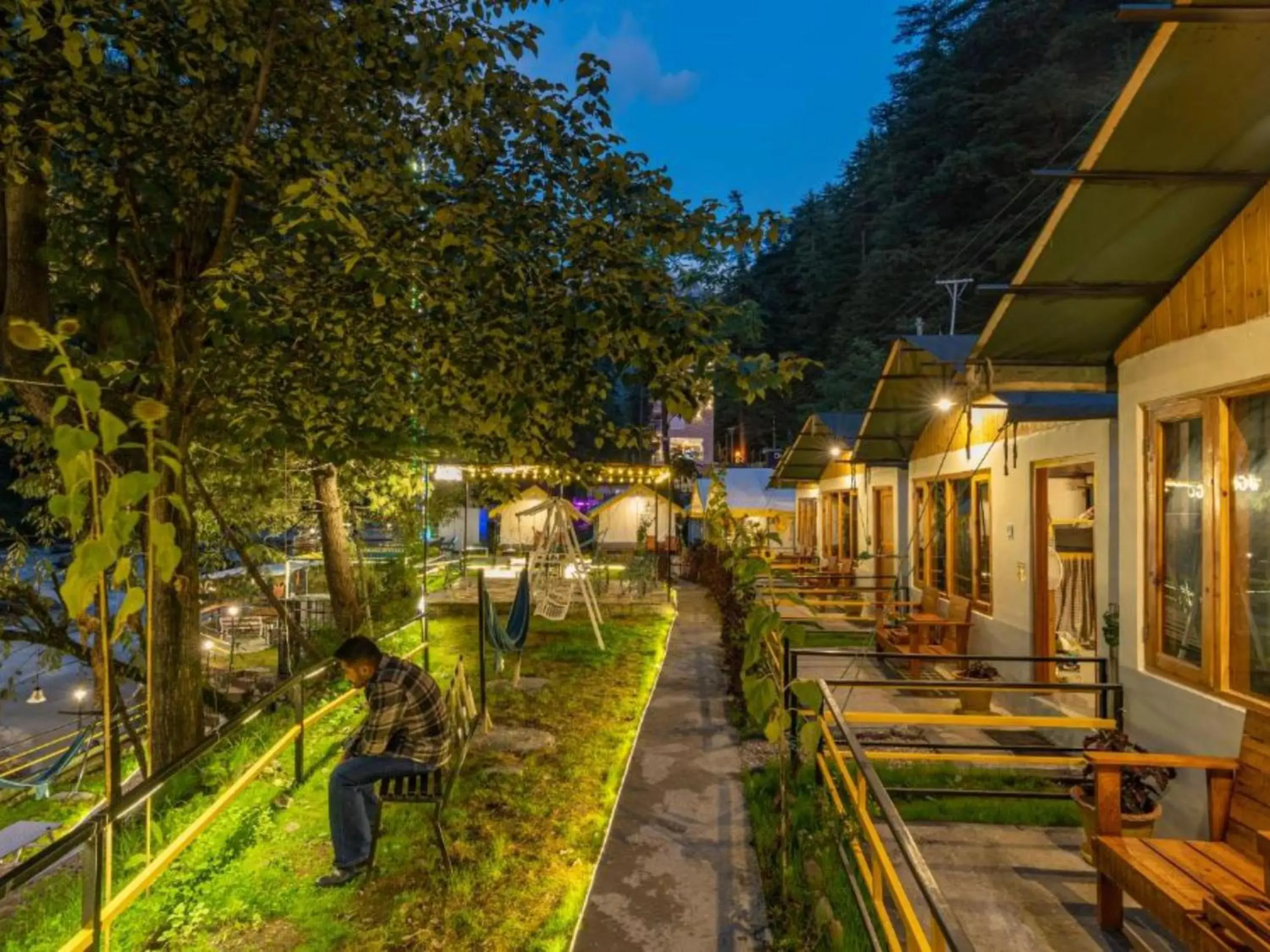 Property building in The Hosteller Kasol, Riverside Property building in The Hosteller Kasol, Riverside