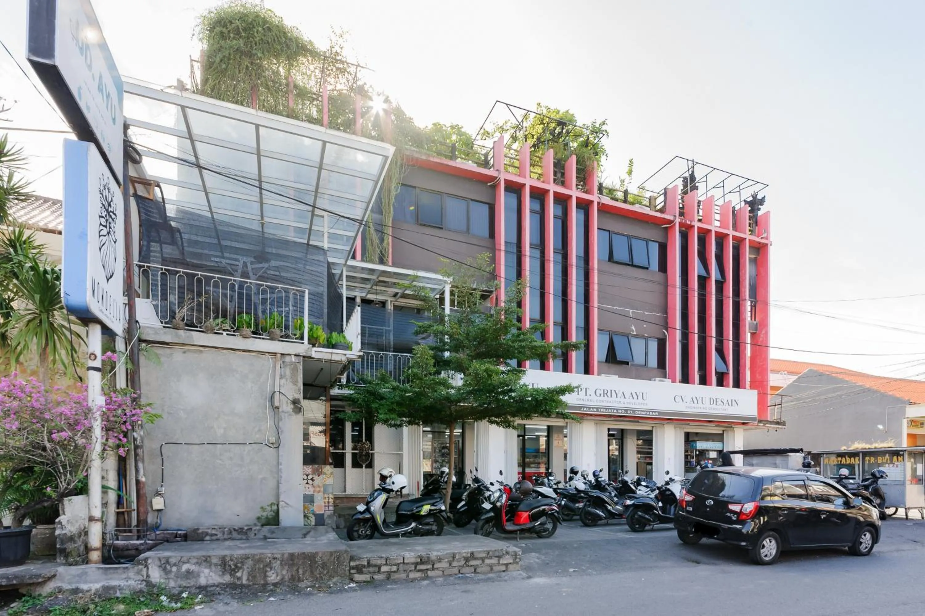 Facade/entrance in Gita Inn Bali RedPartner