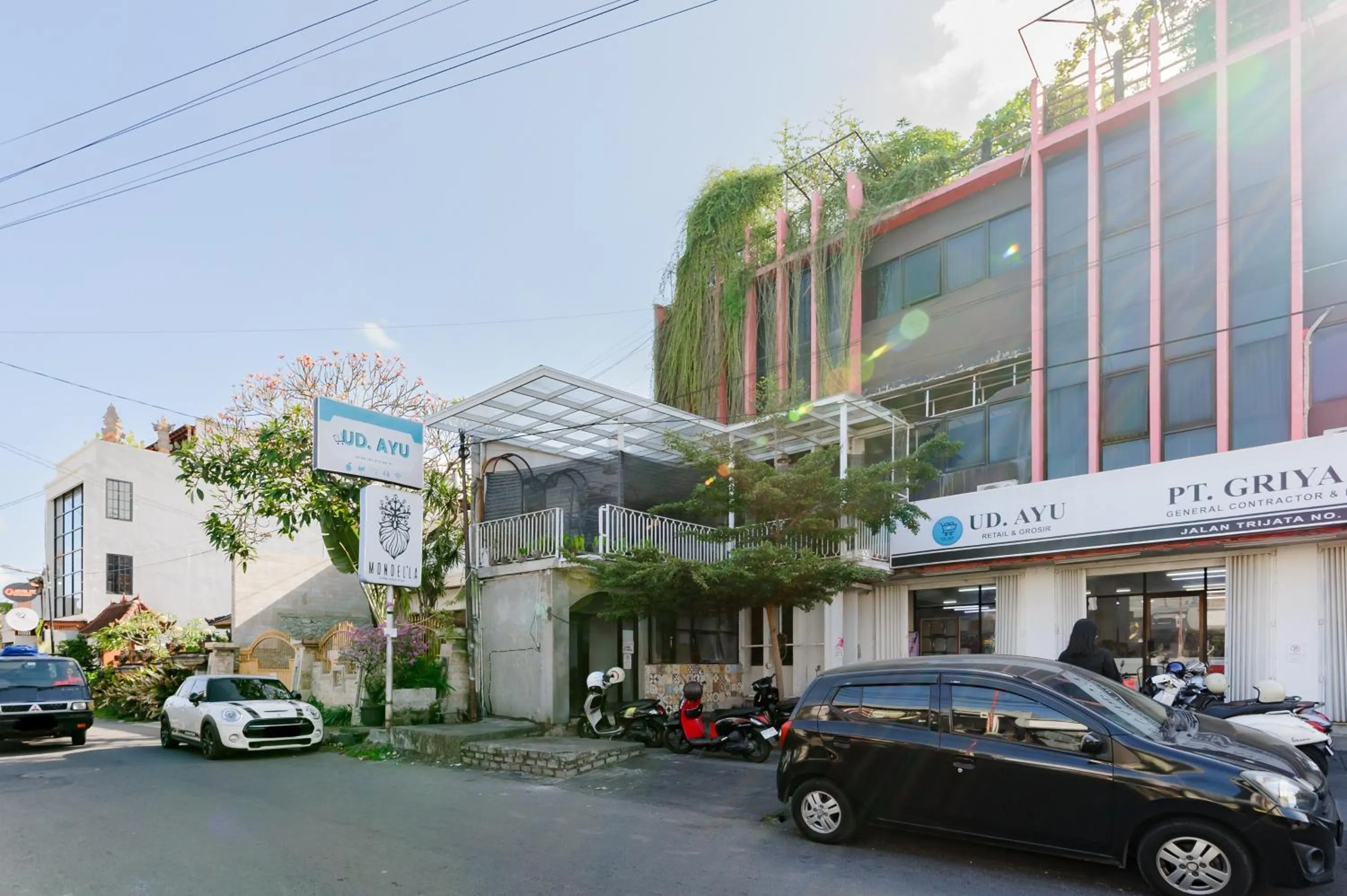 Facade/entrance in Gita Inn Bali RedPartner