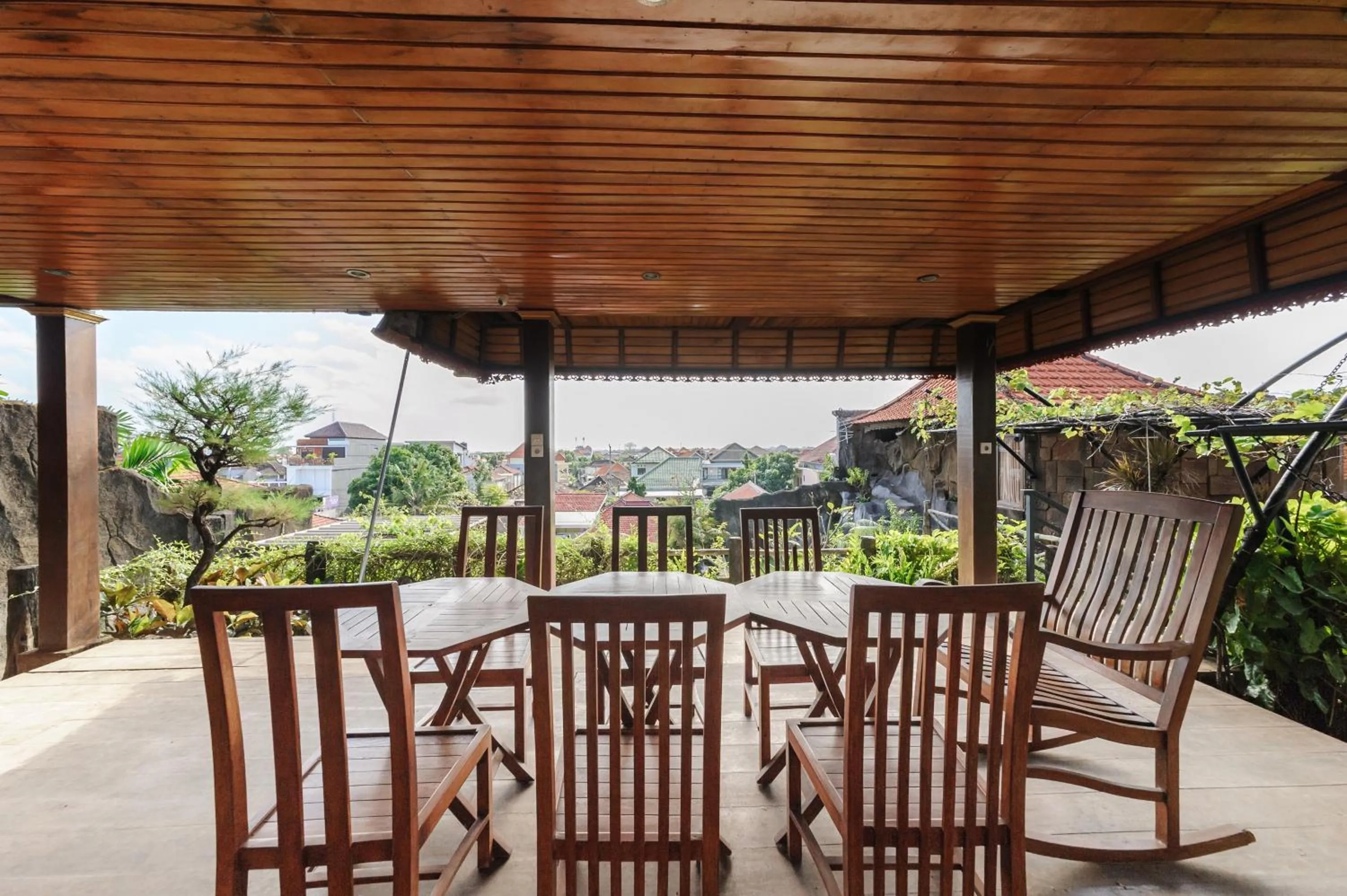 Seating area in Gita Inn Bali RedPartner