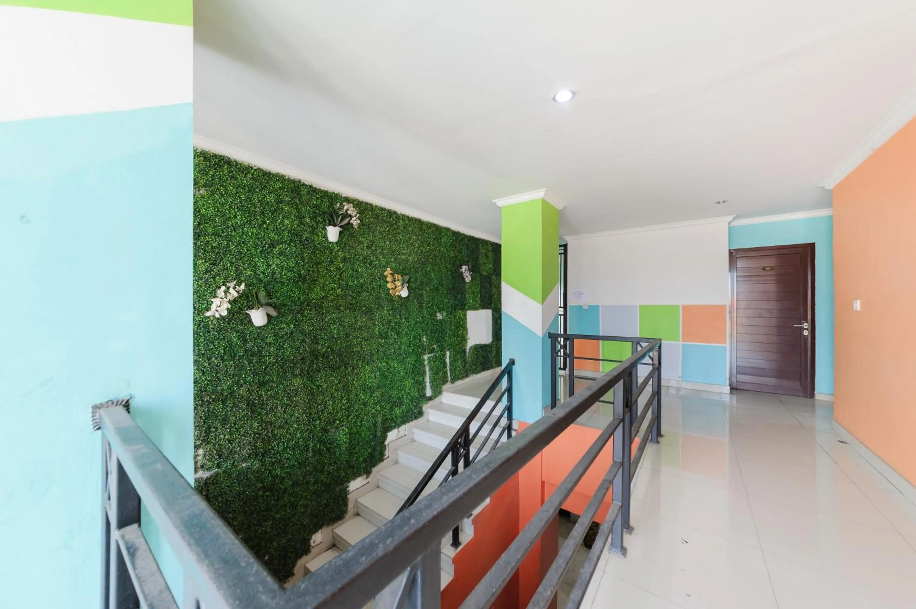 Property building in Gita Inn Bali RedPartner