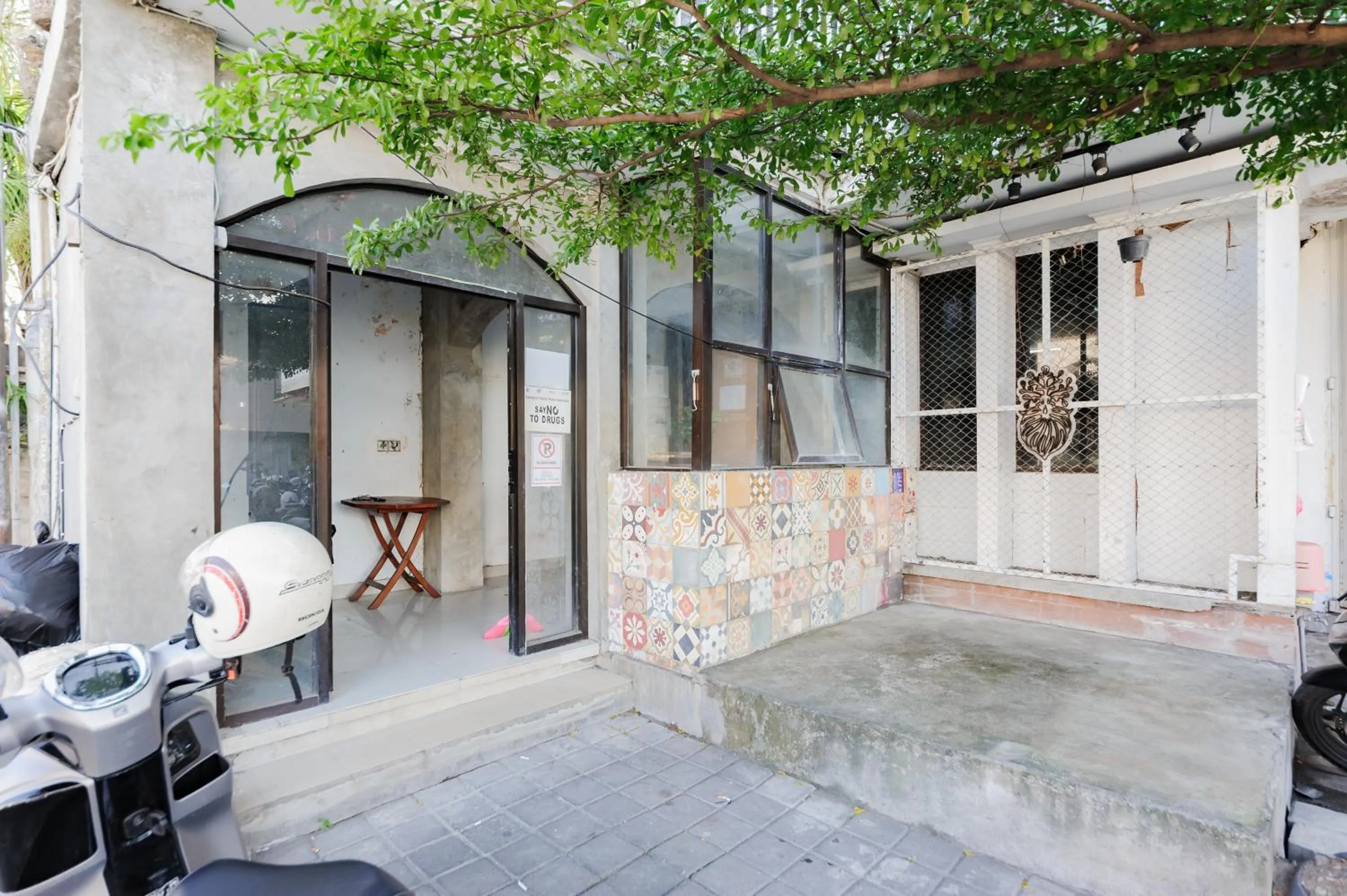 Facade/entrance in Gita Inn Bali RedPartner