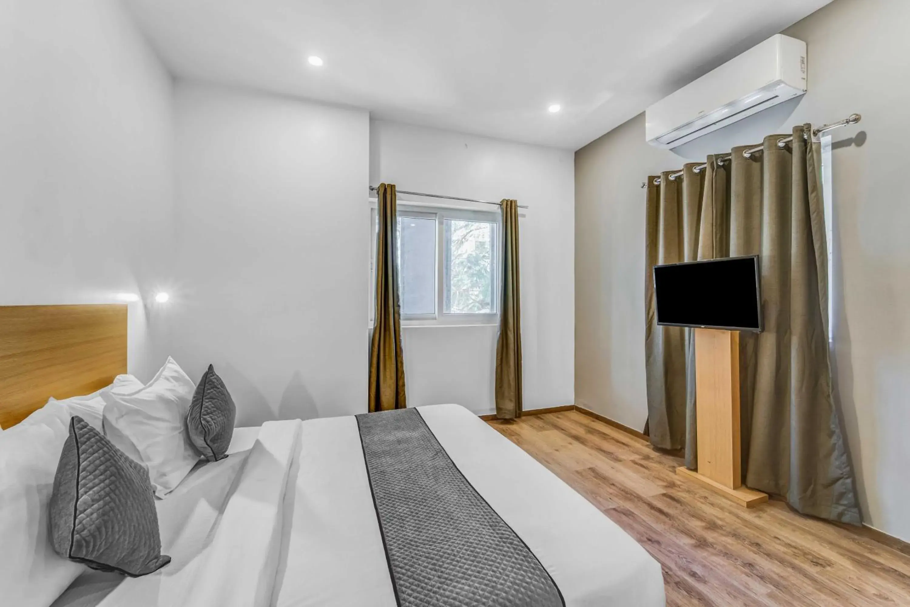 Bed in Rohaan Inn - UPAR Hotels Ashok Nagar Bed in Rohaan Inn - UPAR Hotels Ashok Nagar