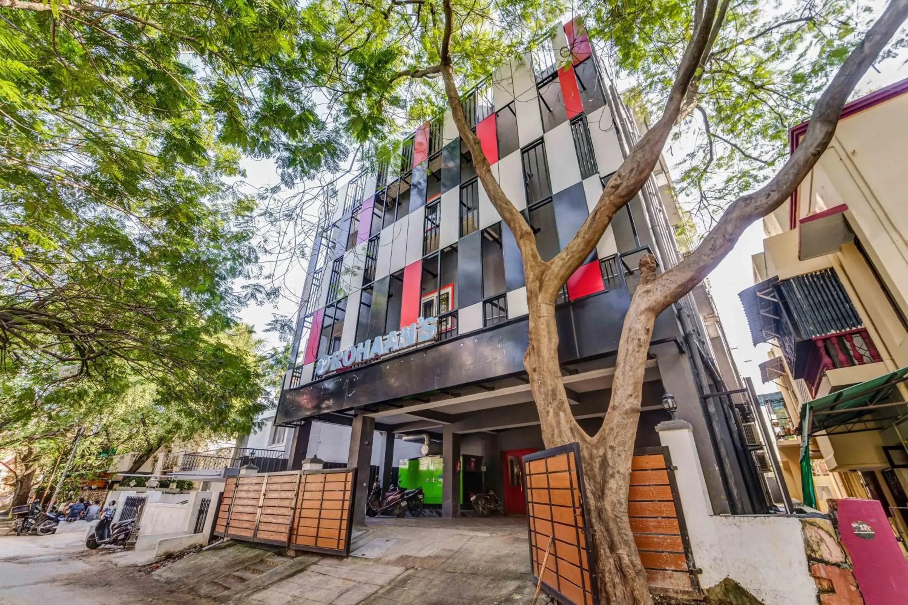 Facade/entrance in Rohaan Inn - UPAR Hotels Ashok Nagar Facade/entrance in Rohaan Inn - UPAR Hotels Ashok Nagar