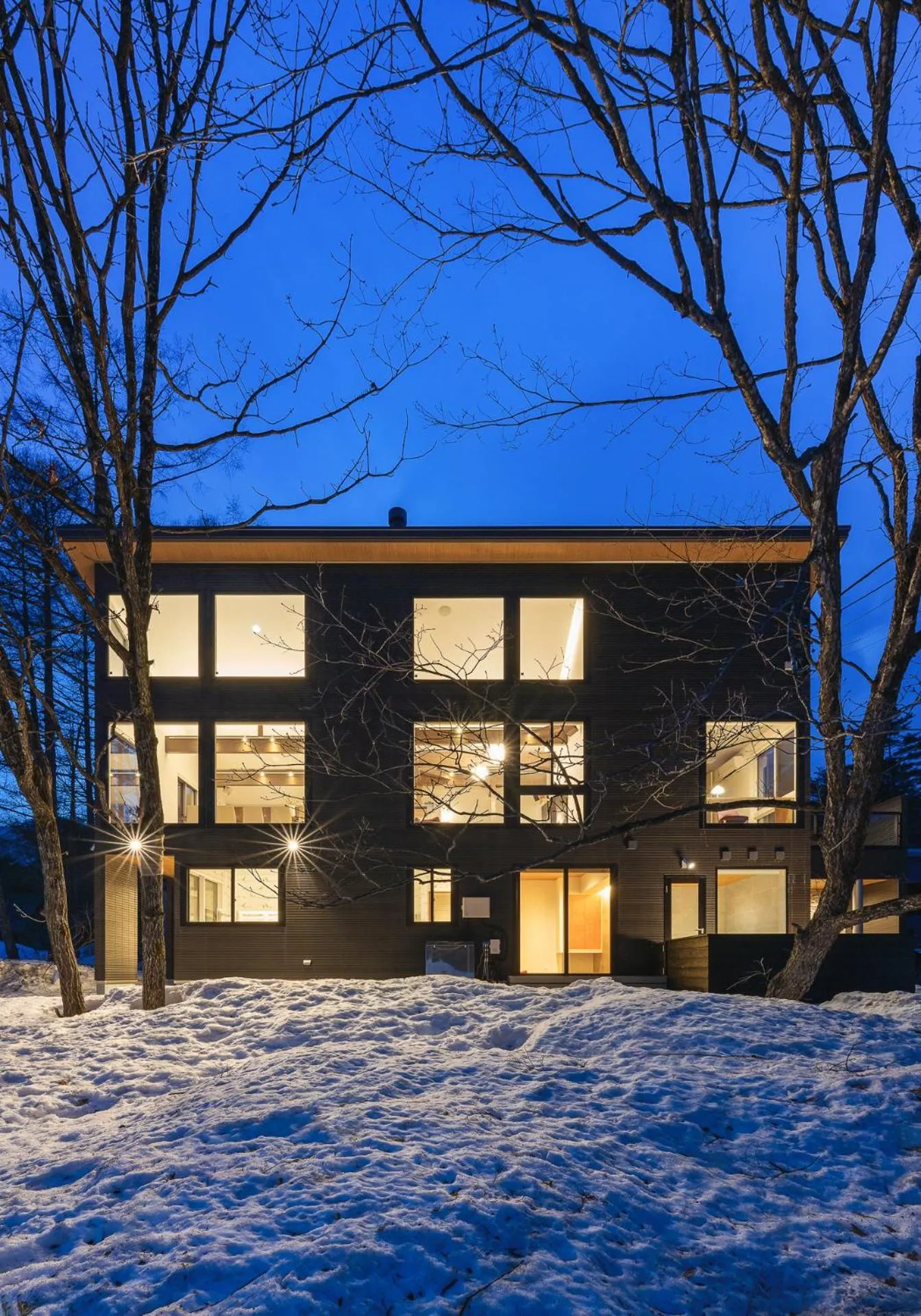 Property building in Silver Maple Chalet by Hakuba White Fox Company