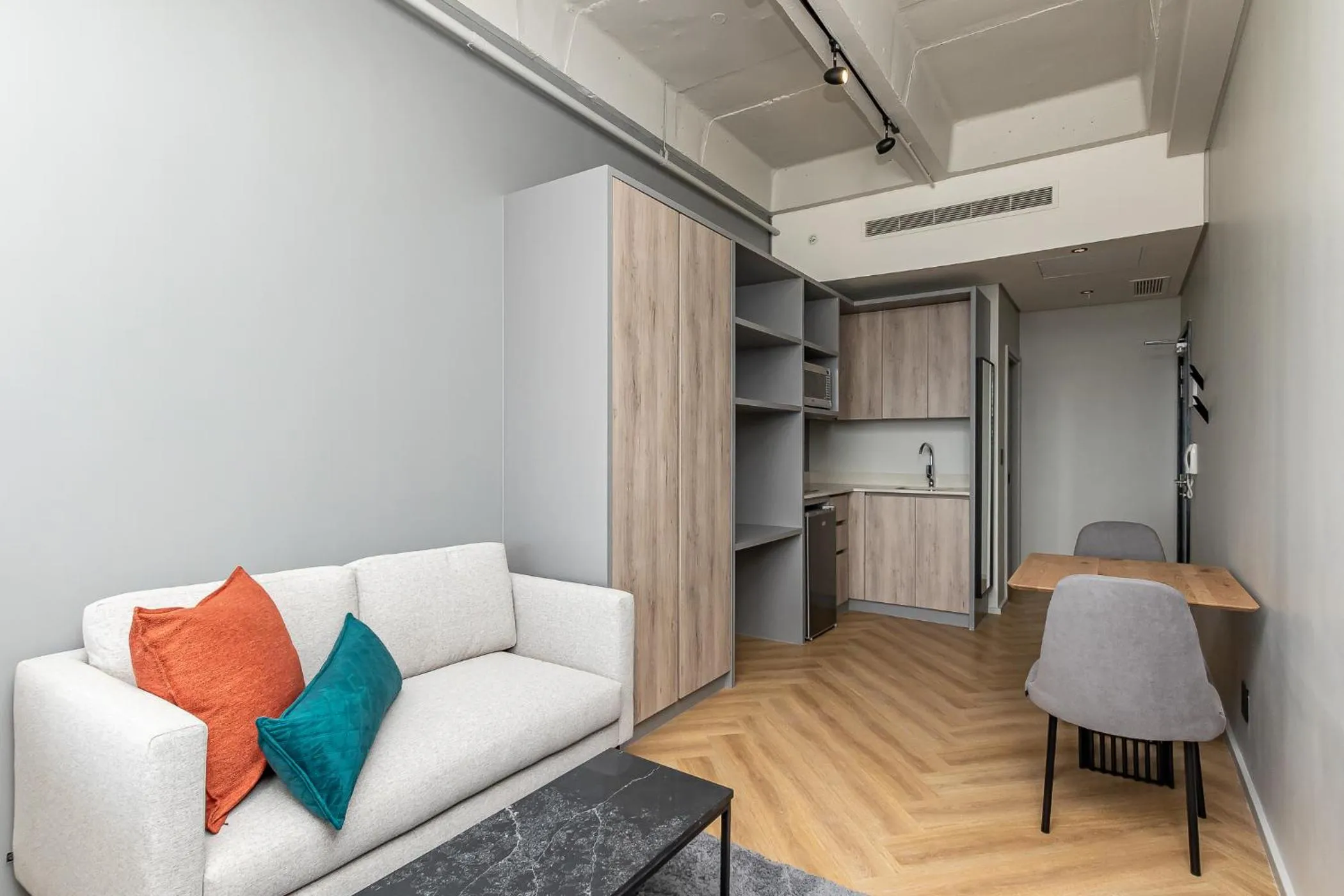 Kitchen or kitchenette in One Thibault Hotel by ITC Hospitality