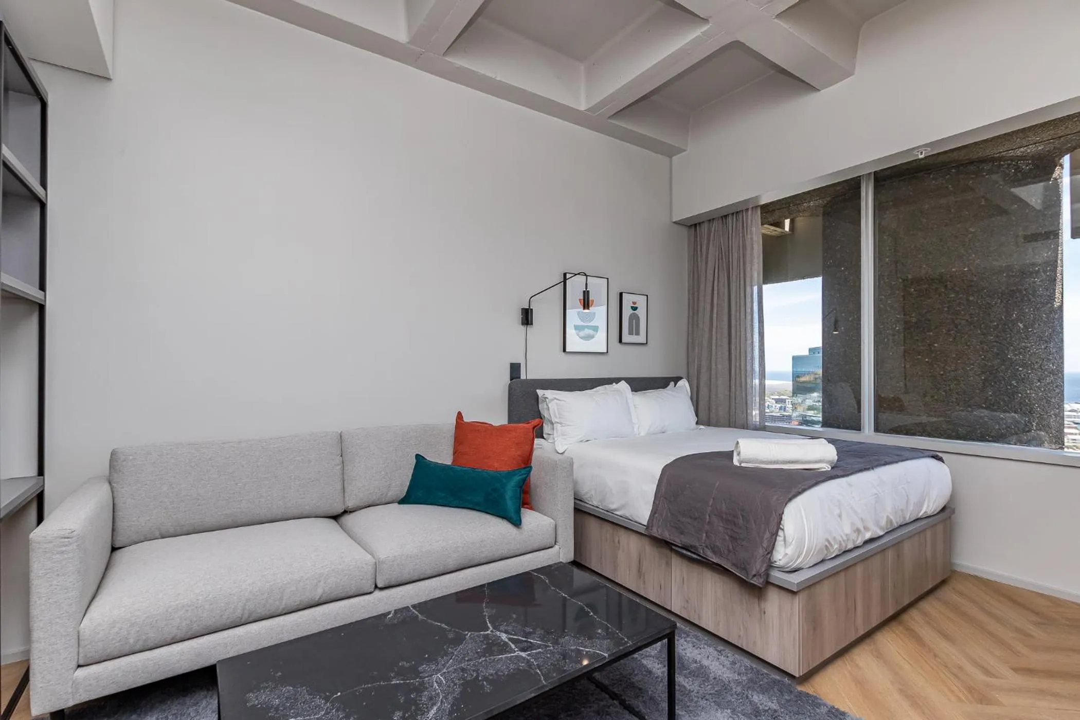 Bed in One Thibault Hotel by ITC Hospitality