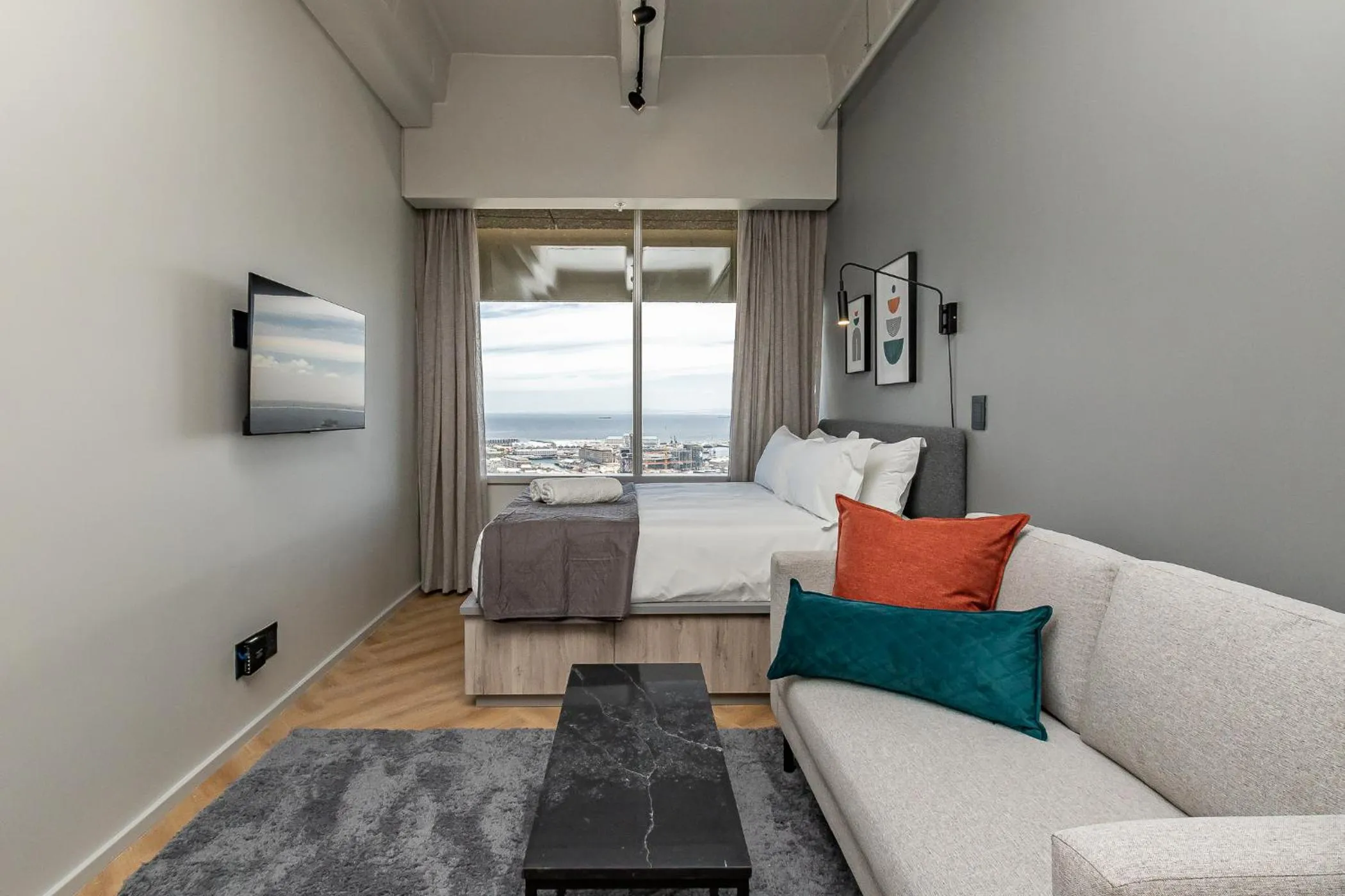 Bed in One Thibault Hotel by ITC Hospitality