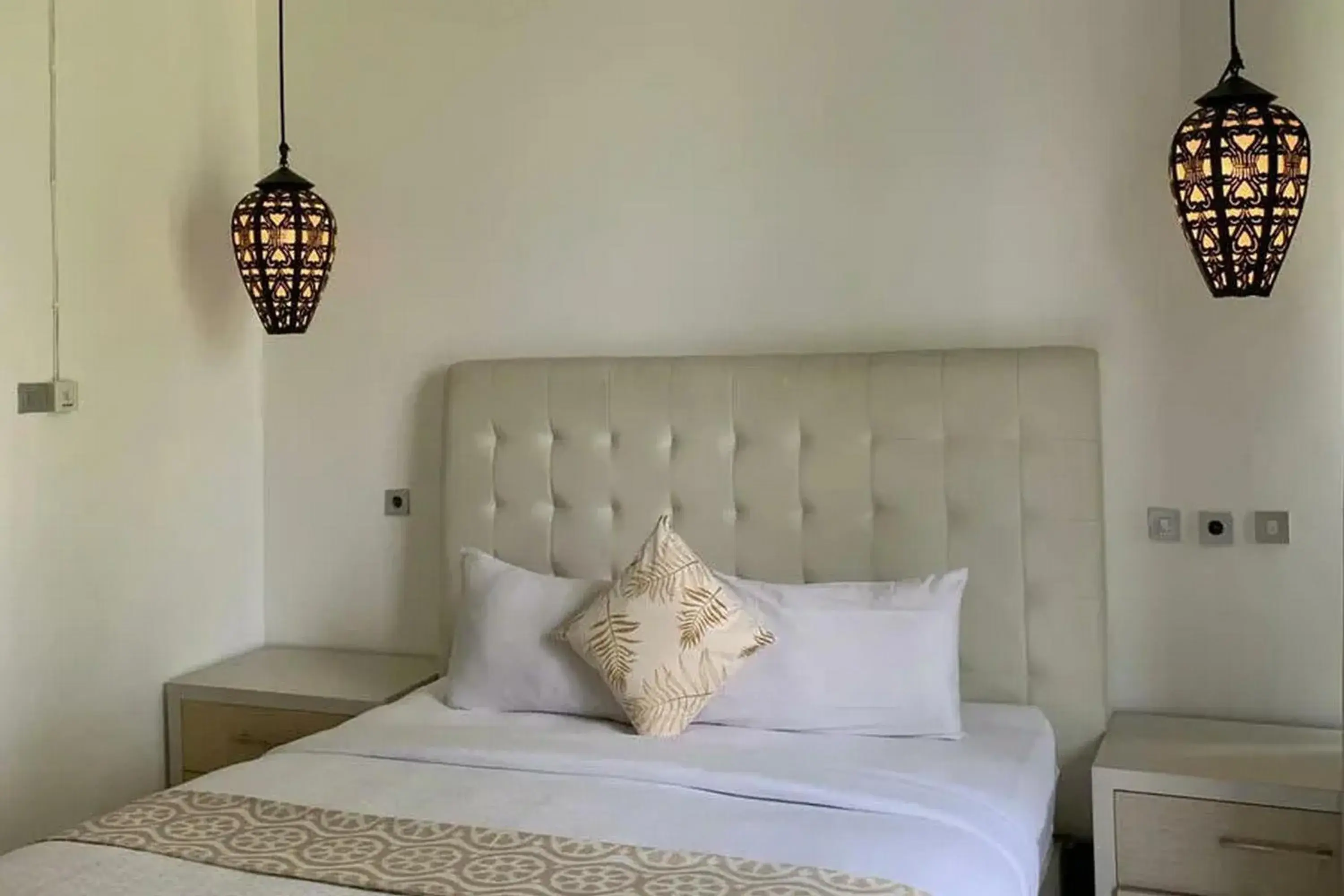 Junior Suite in Sawah Joglo Boutique Villa Mitra RedDoorz Junior Suite in Sawah Joglo Boutique Villa Mitra RedDoorz