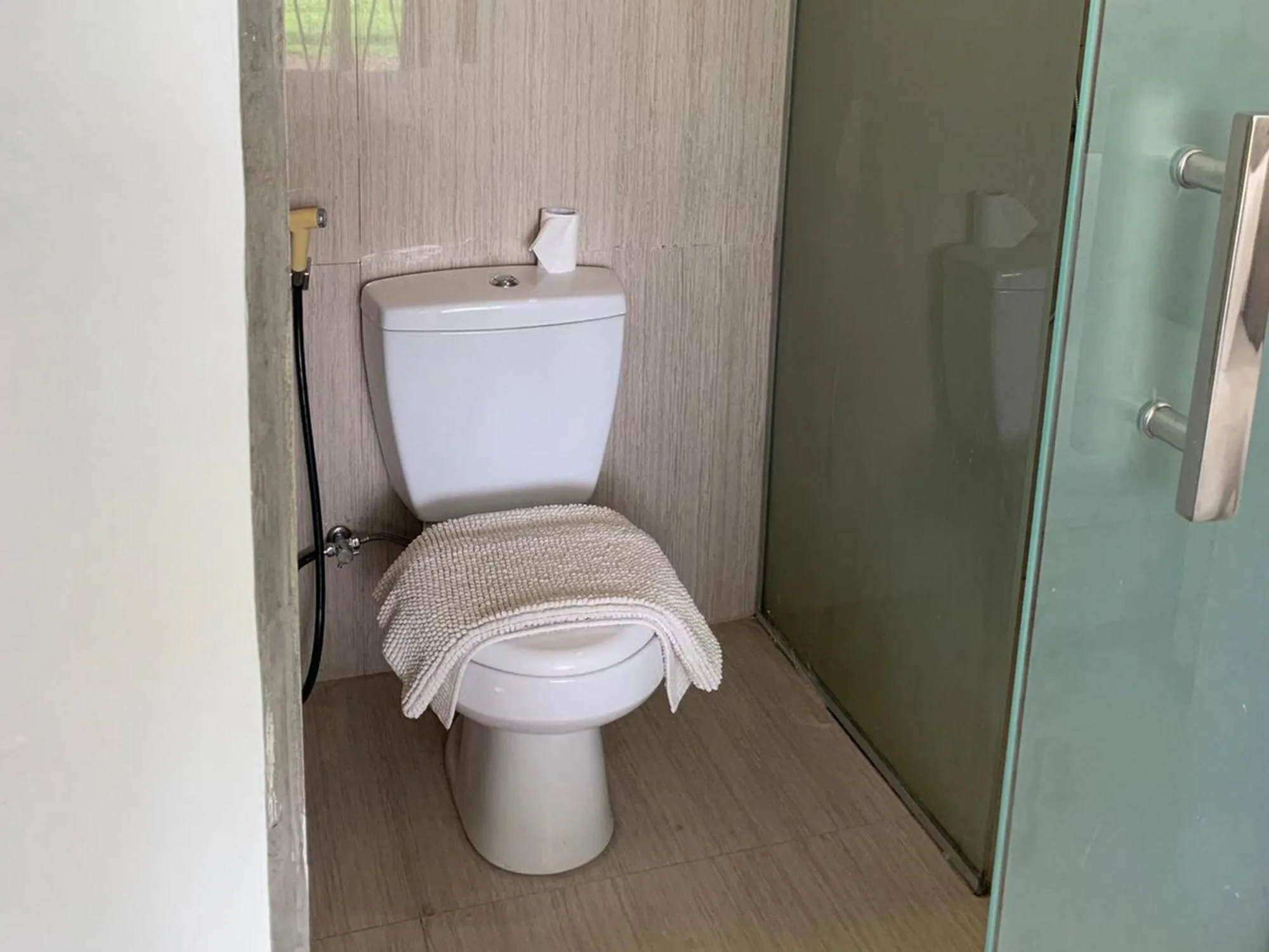 Toilet in Sawah Joglo Boutique Villa Mitra RedDoorz
