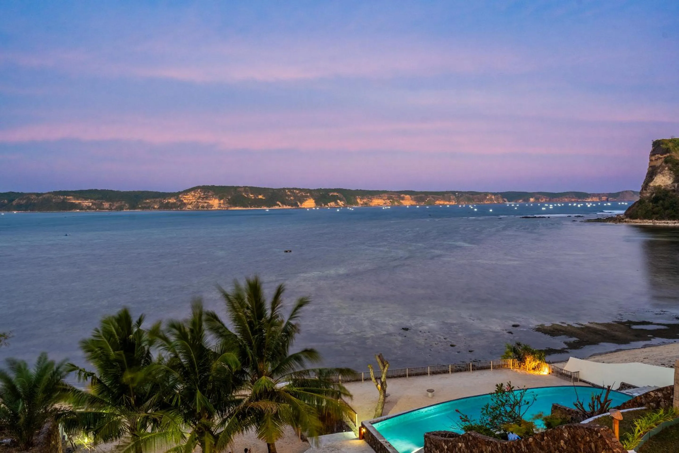 Mountain view in Inlight Lombok Beach Hotel